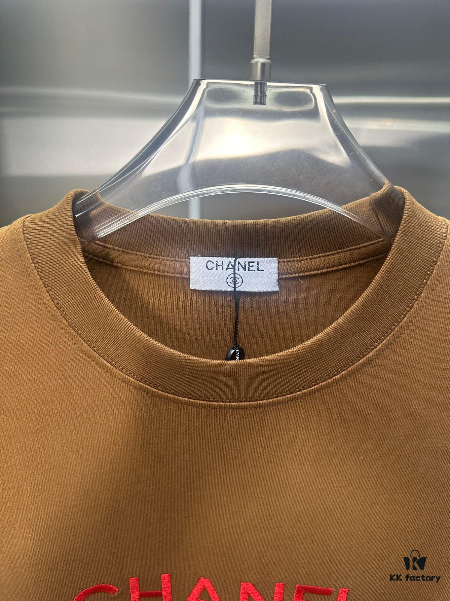 CHANEL Embroidered Short Sleeve T-Shirt (Top-tier Version, Different from Standard Stock) Unisex Design