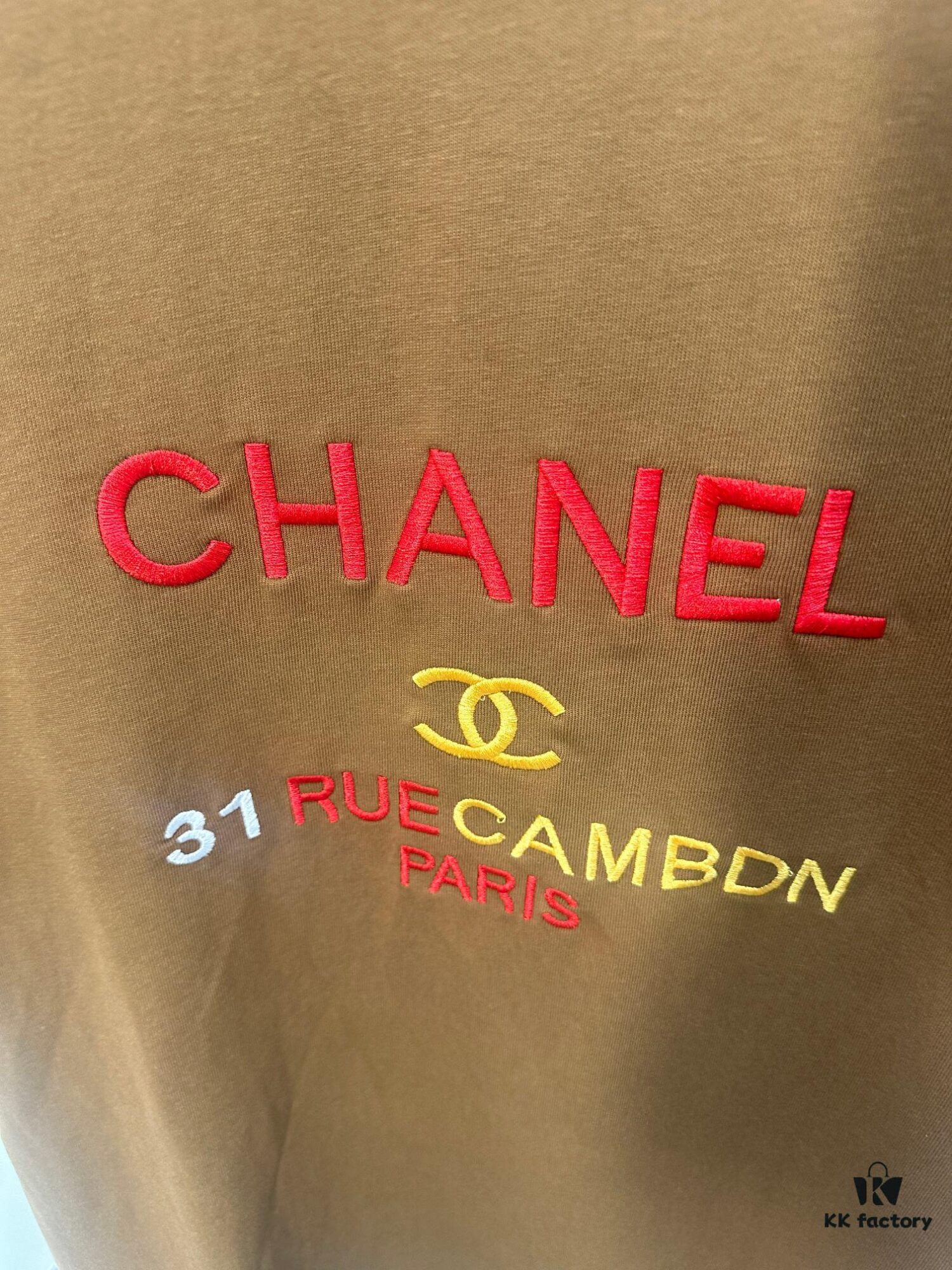CHANEL Embroidered Short Sleeve T-Shirt (Top-tier Version, Different from Standard Stock) Unisex Design
