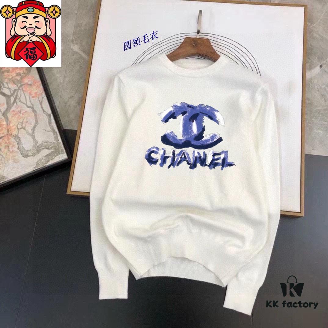 CHANEL Fall/Winter Classic Round-Neck Pullover Wool Sweater, 2025 Newest Release, Perfect Proportion, Slim-Fit Soft Cashmere-Like Wool Blend