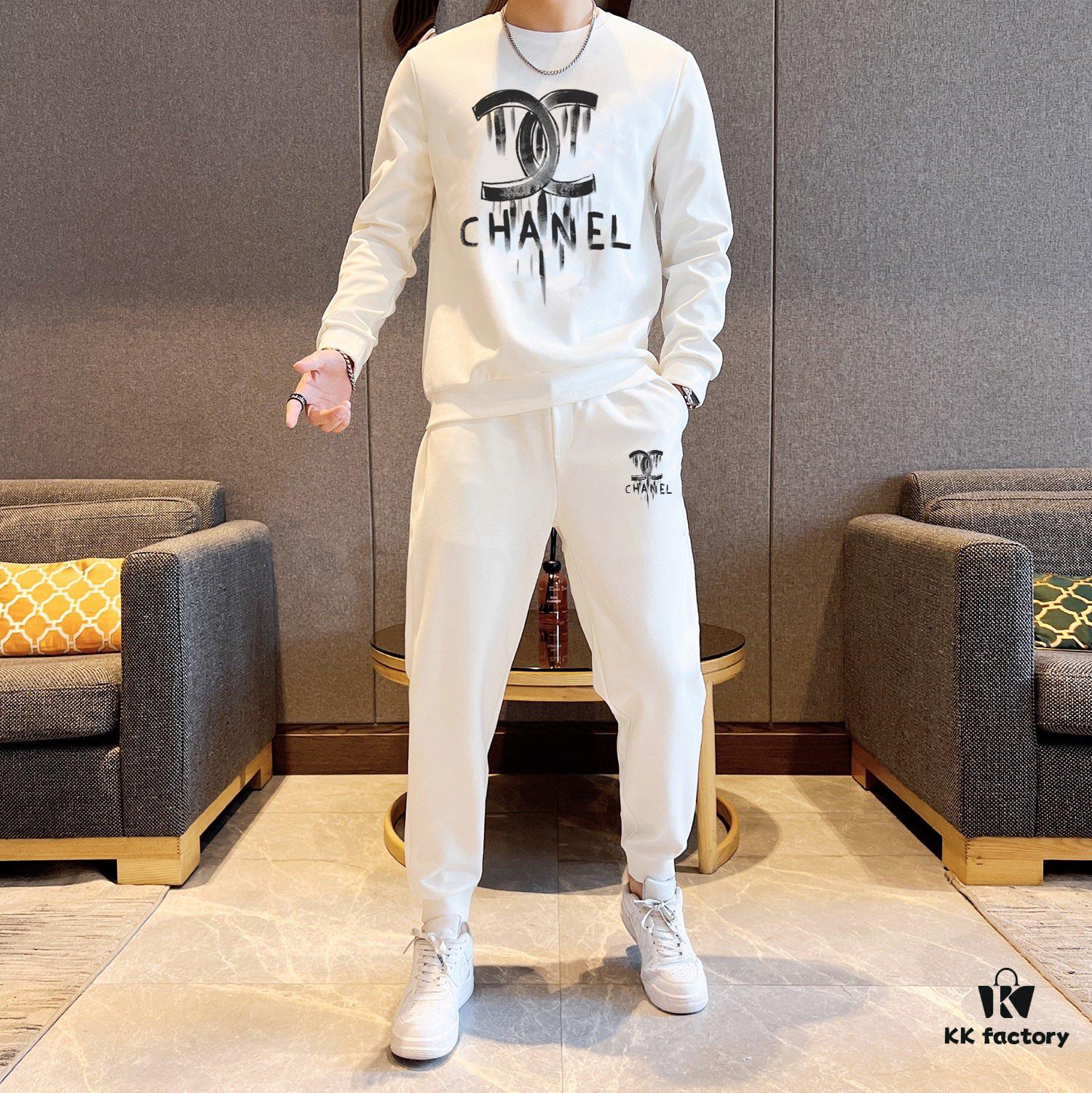 CHANEL (Perfect for Curvy Figures) New 2025 Bestselling Sweatshirt Set – Authentic Original Version, Premium Italian Cotton 100%, Elegant and Comfortable, Official Store Sizing