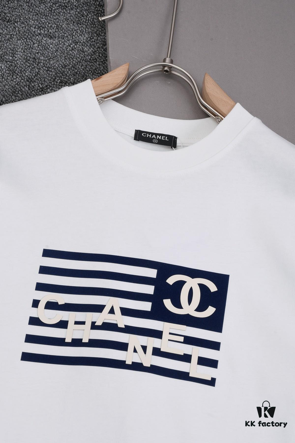 New Arrival 25S Chanel Flocked Pressure Gel T-Shirt, Pre-washed Cotton Fabric, Soft and Skin-friendly, Unisex Loose Fit