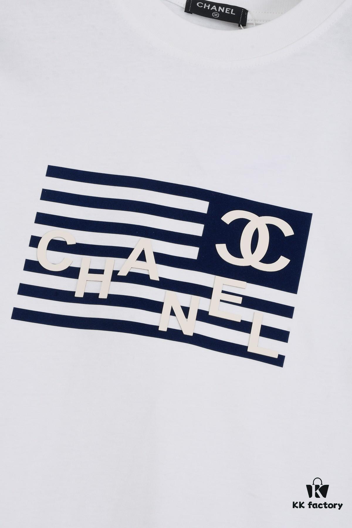 New Arrival 25S Chanel Flocked Pressure Gel T-Shirt, Pre-washed Cotton Fabric, Soft and Skin-friendly, Unisex Loose Fit