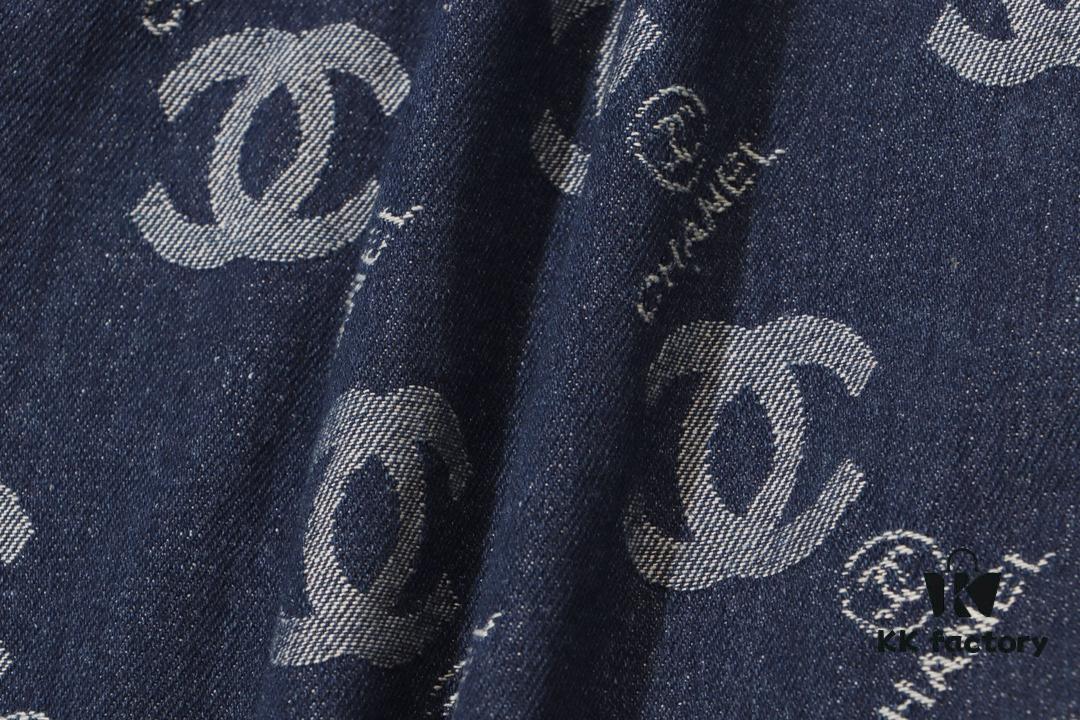 Chanel Spring/Summer 2024 New Denim Jacket with Heavy Embellished Raw Edges and Padded Shoulders, Preppy Style Casual Jacket