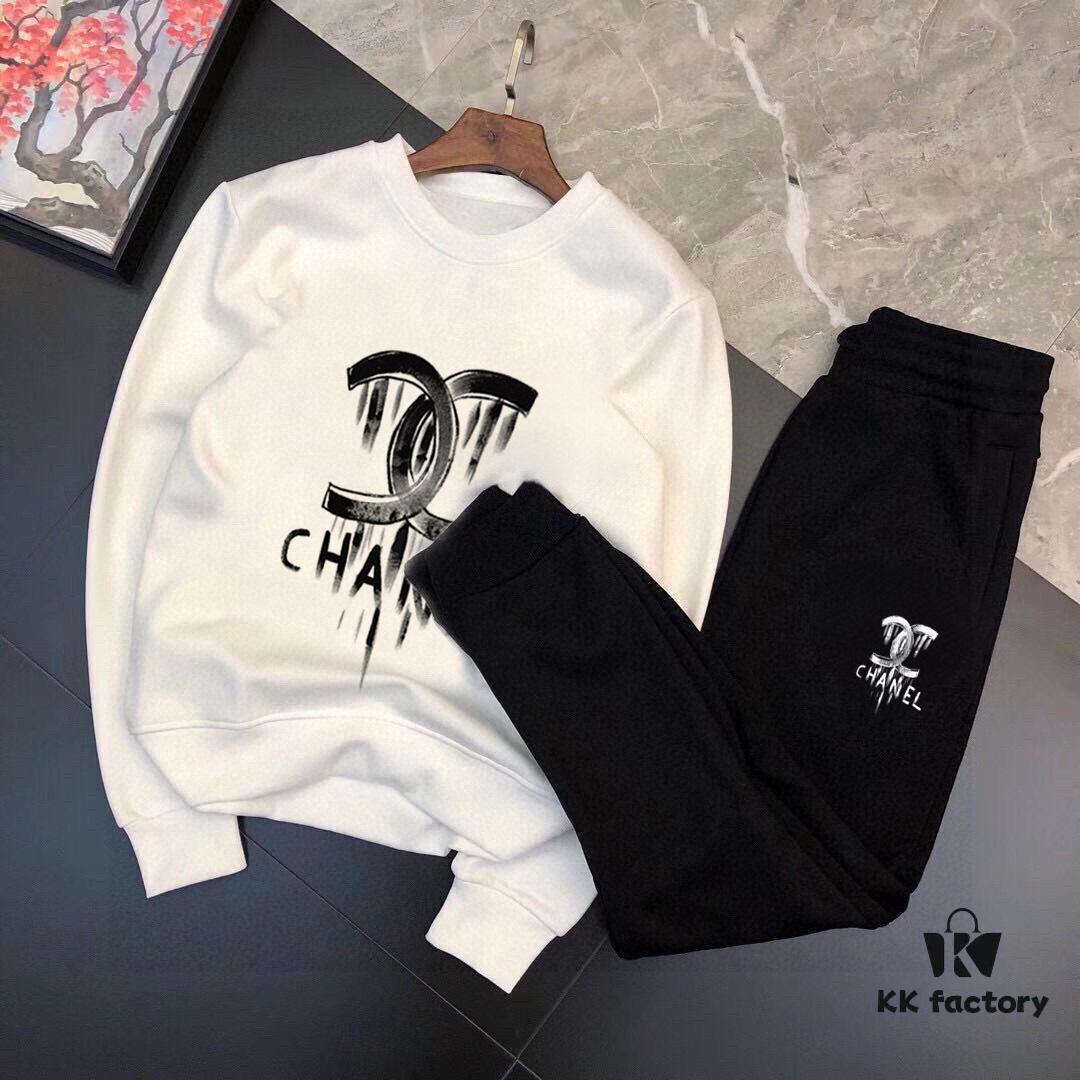 CHANEL (Blessing for the Plus-Size) New 2025 Best-Selling Sweatshirt Set – Official Website Original Version, Premium Roman Cotton 100%, Elegant and Comfortable, Authentic Hardware, Full-Range Sizing