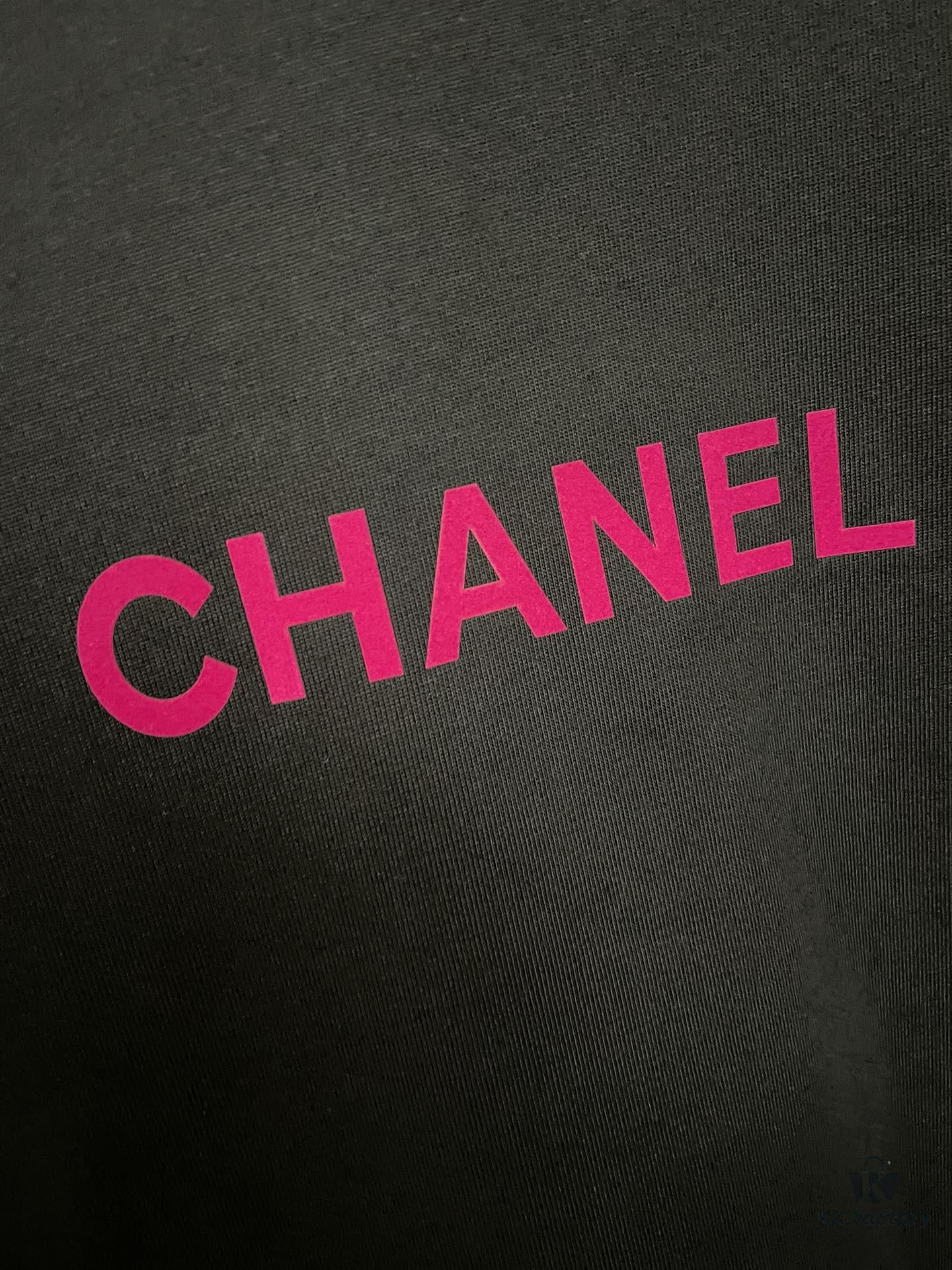 CHANEL Chanel 24SS Classic Logo Flocked Print Heavyweight Short Sleeve T-Shirt