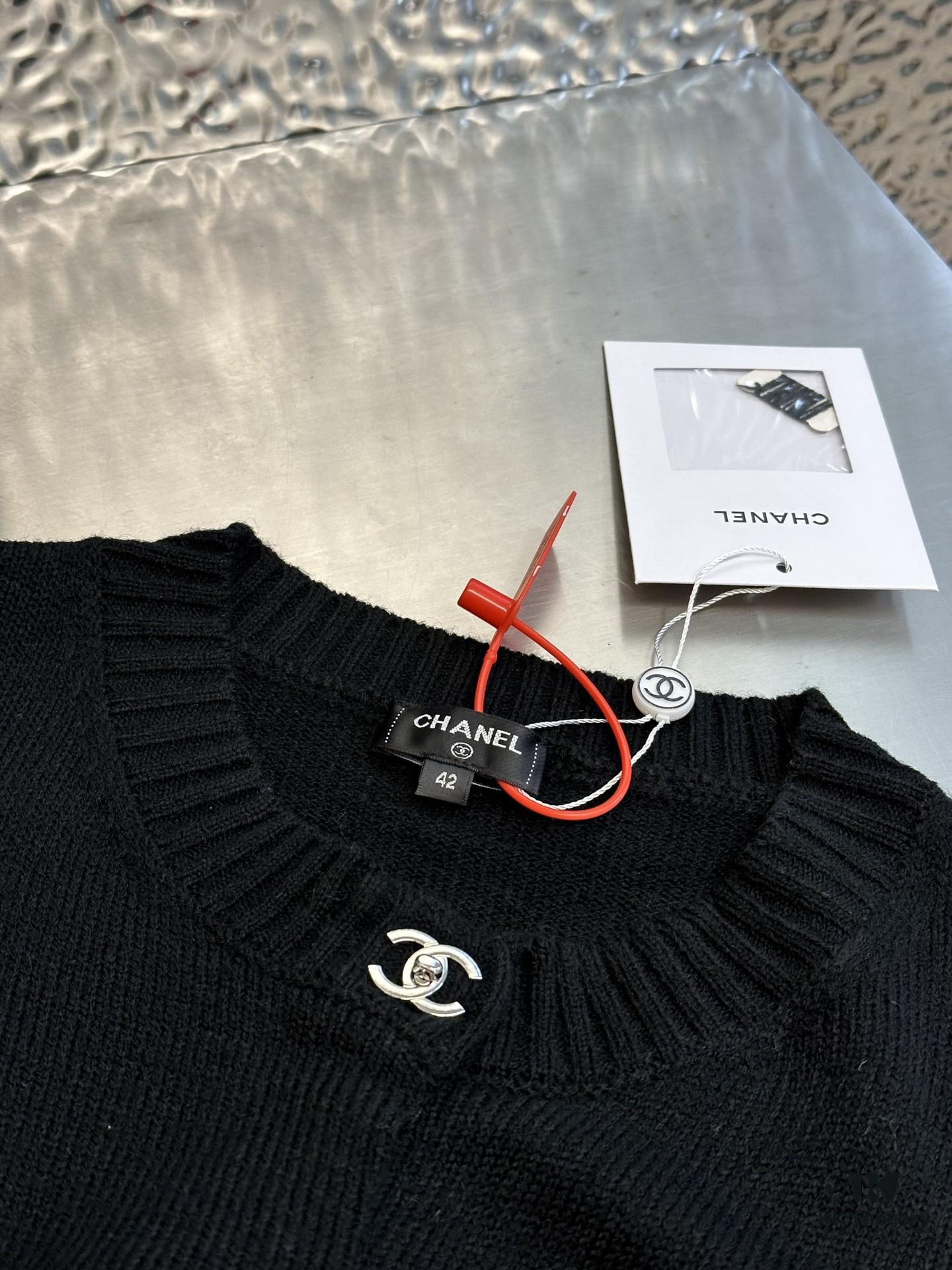 Chanel Bookbag Button Knit Cardigan
