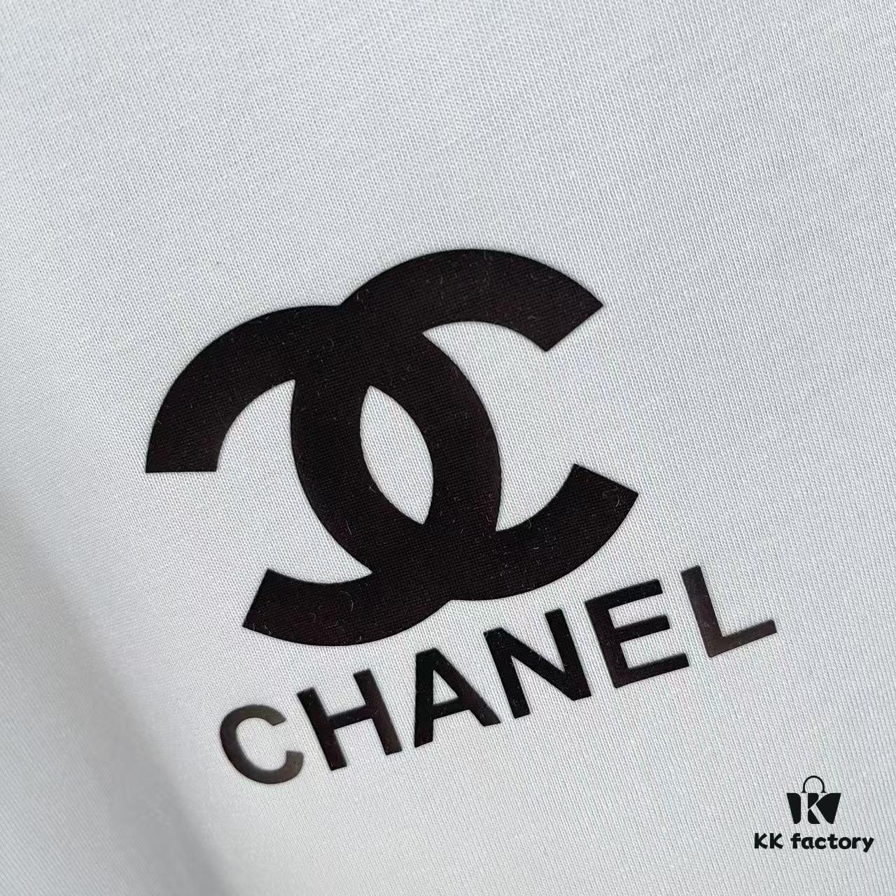 CHANEL 2025 Summer New Arrival Short Sleeve T-Shirt with 3D Silicone C-Logo Print, Custom 300g Fabric, Unisex Design