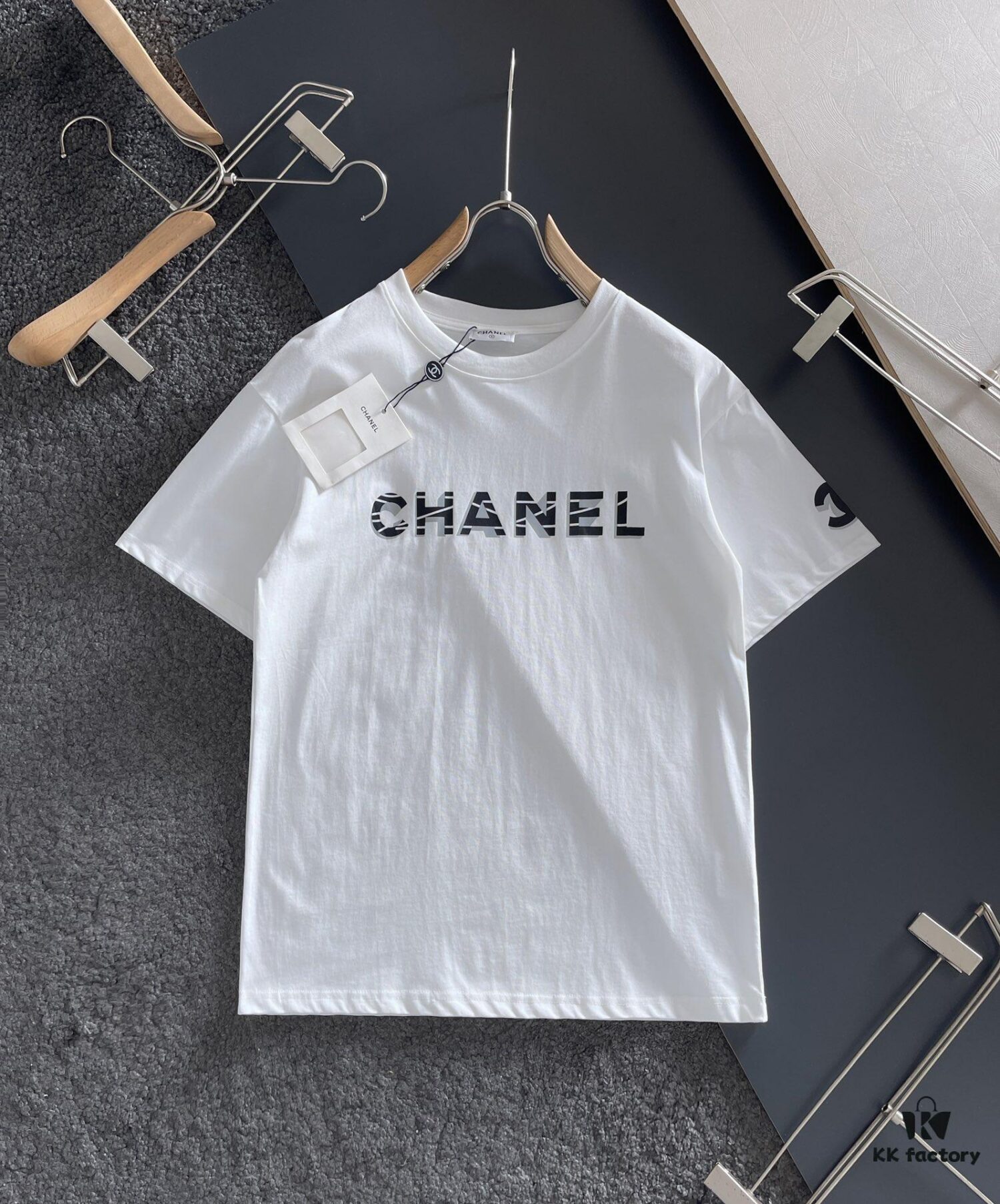 Chanel 2025 Latest Print Short-Sleeve T-Shirt, High-Quality Cabinet Original Order, Top-Tier Craftsmanship with Imported Fabric