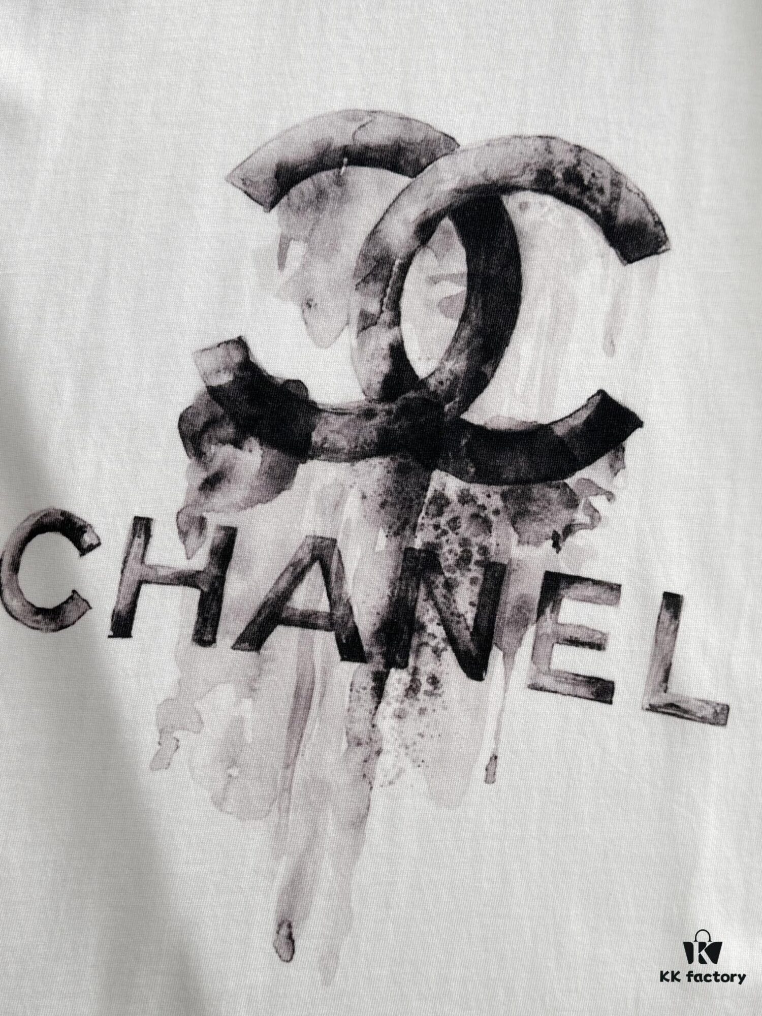 Chanel 2025 Latest Print Short Sleeve T-Shirt, High-Quality Cabinet Original Order, Top-Tier Craftsmanship with Imported Fabric
