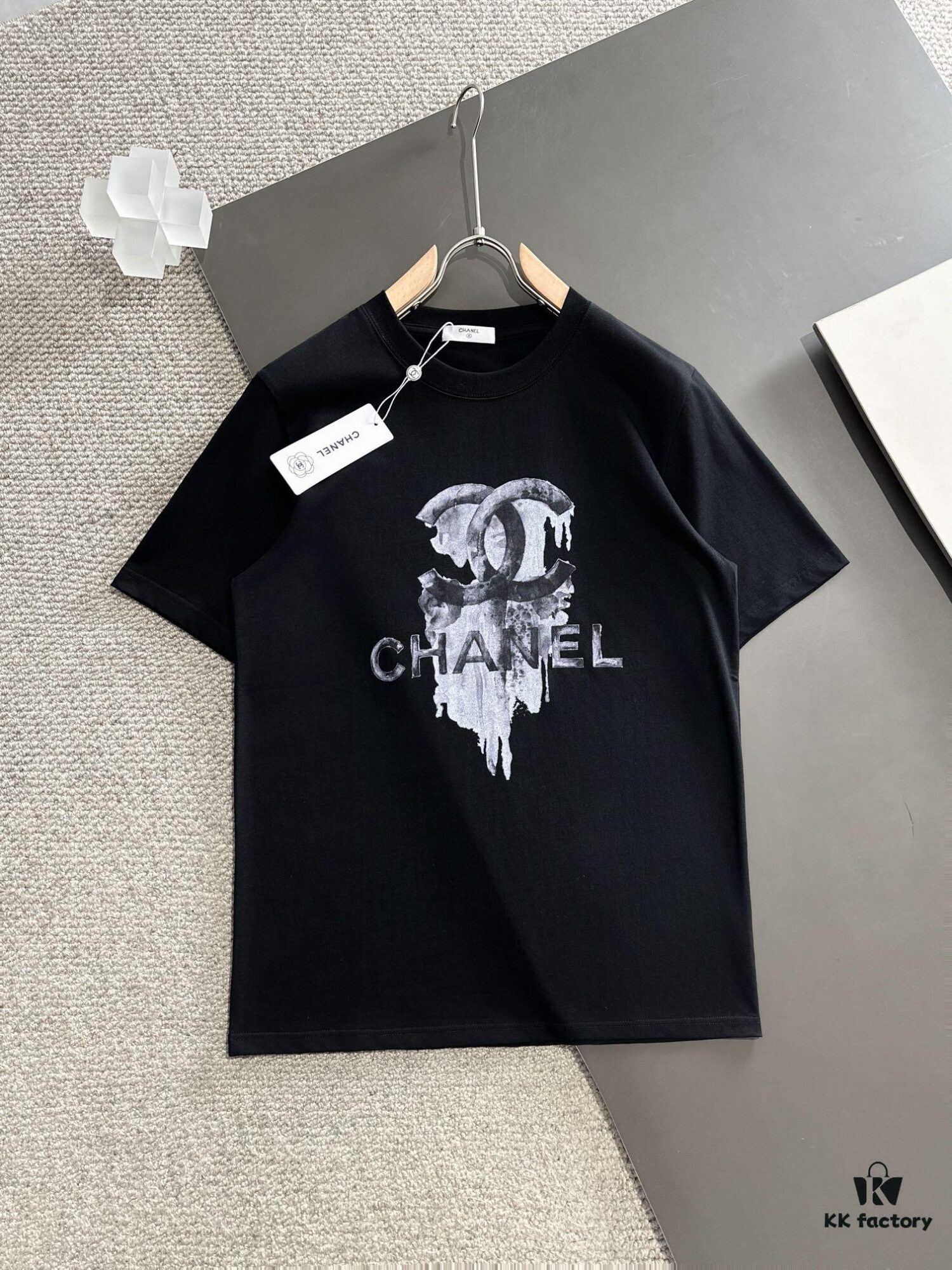 Chanel 2025 Latest Print Short-Sleeve T-Shirt, High-Quality Cabinet Original Order, Top-Tier Craftsmanship with Imported Fabric
