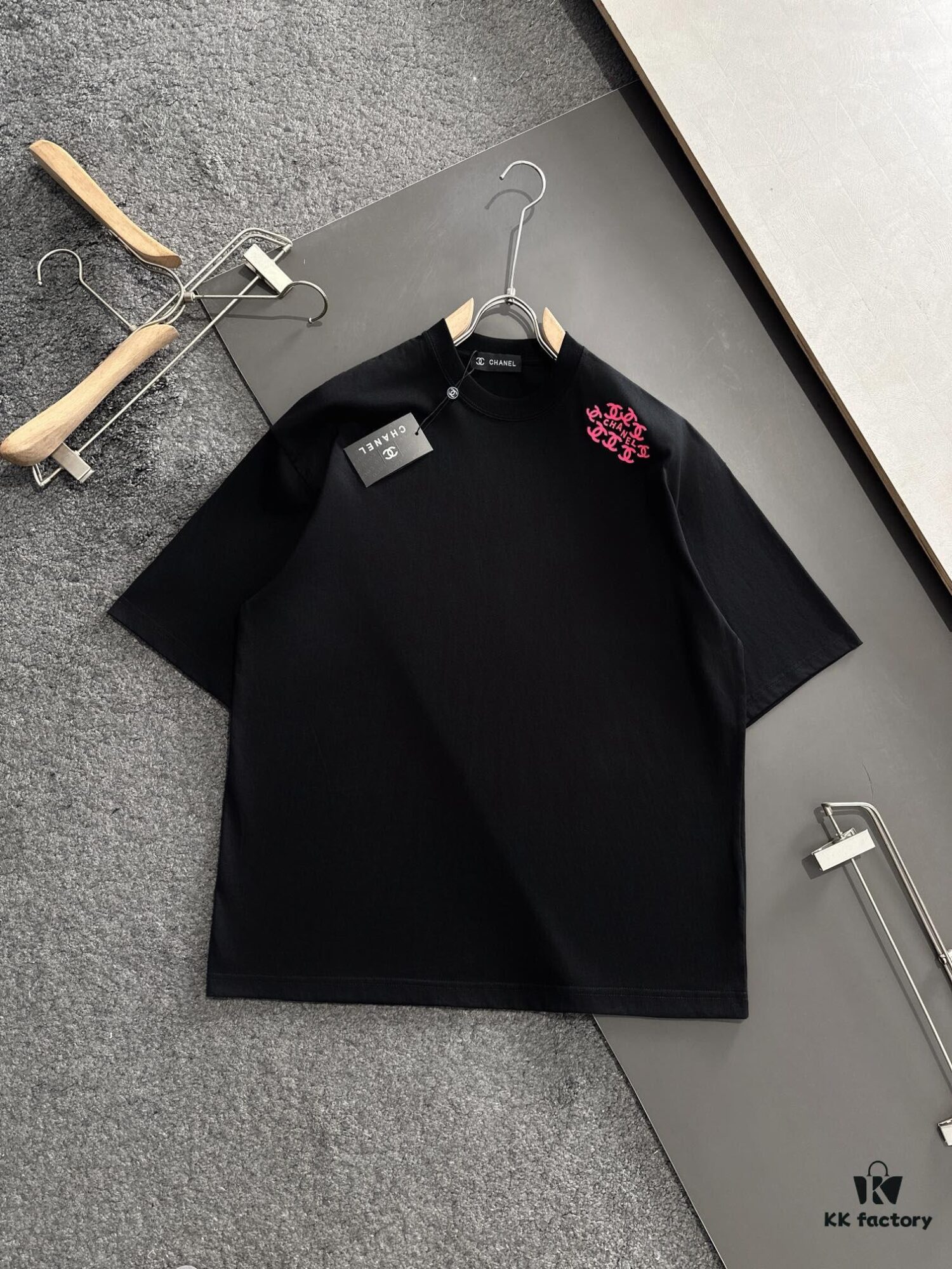 CHANEL Summer New Arrival Round Neck Short Sleeve T-Shirt