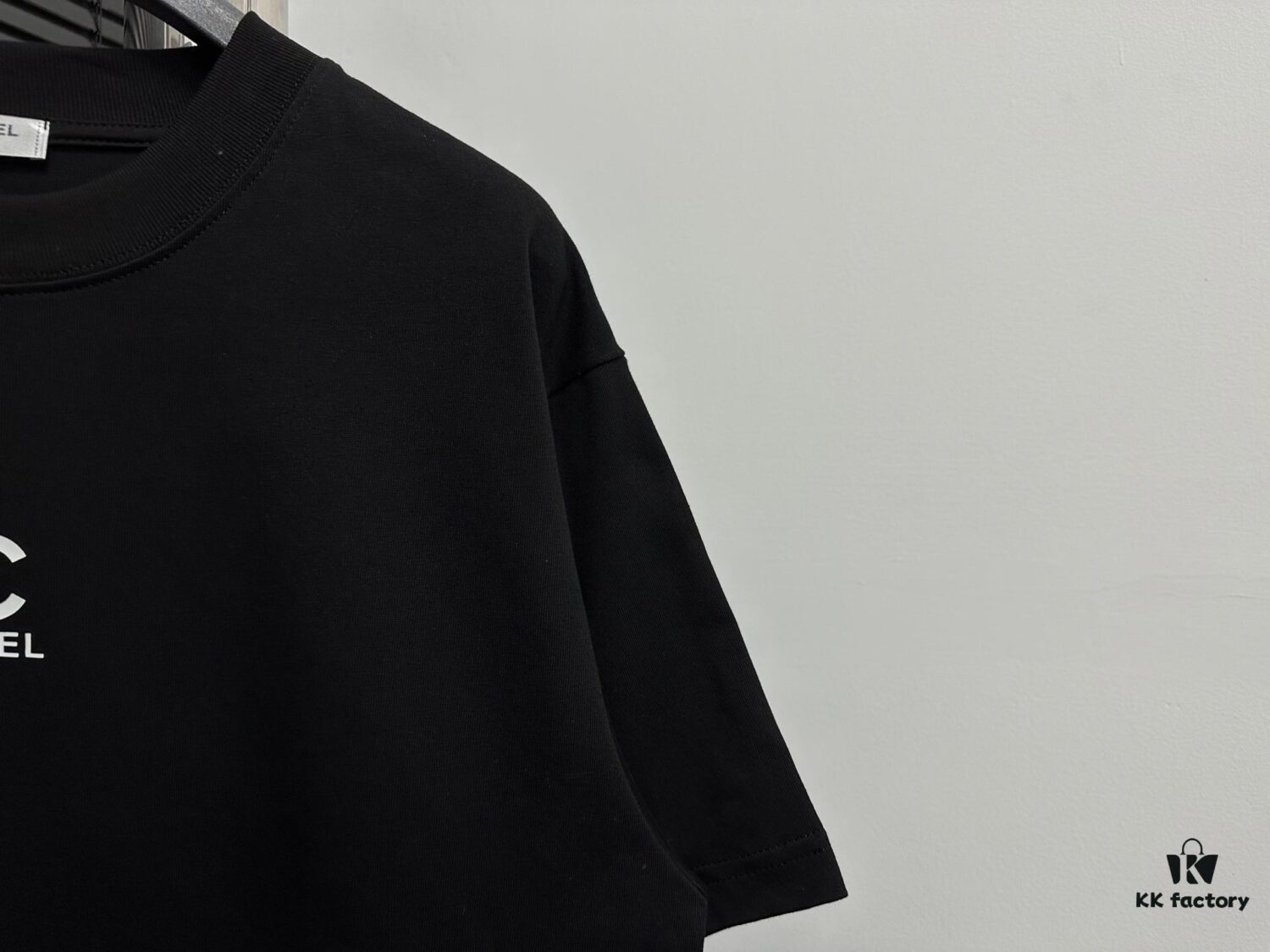 CHANEL 25SS Logo Unisex Short Sleeve T-Shirt