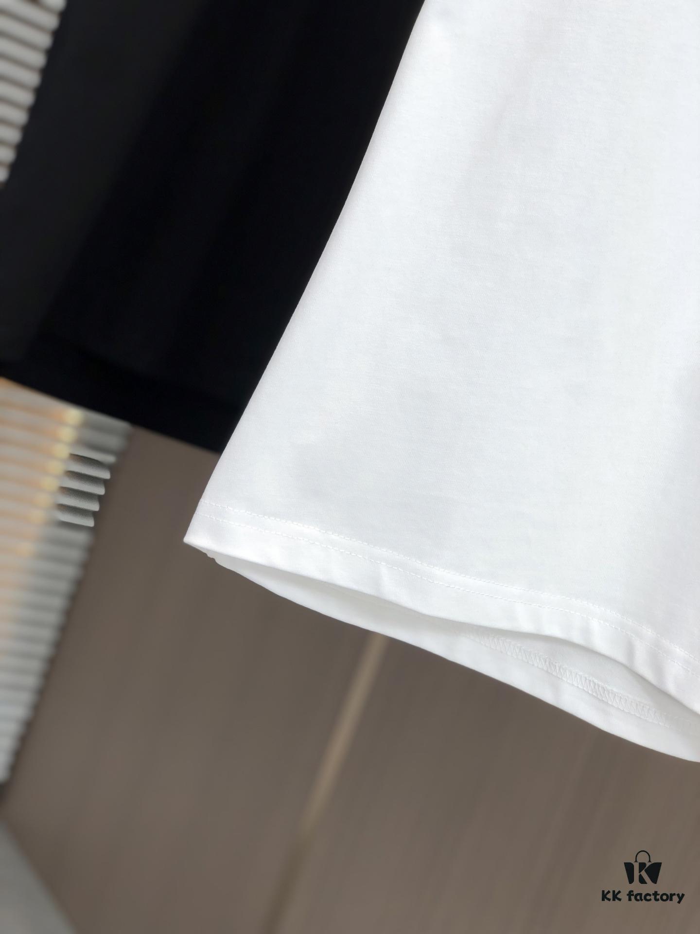 MM6 Maison Margiela 2025 Spring/Summer New Arrival Round Neck Short Sleeve T-Shirt with Dot Print and Debossed Lettering Craftsmanship, Premium 320g Double-Yarn Combed Cotton Fabric, Slightly Loose Unisex Fit