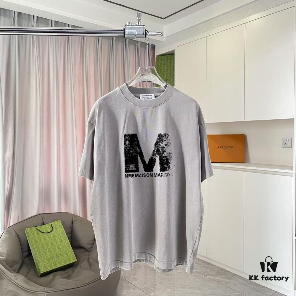 MM6 Maison Margiela 2025 Summer New Arrival Distressed Gradient Vintage Short Sleeve T-Shirt with Unique Logo Print, Custom 320g Fabric Unisex Tee