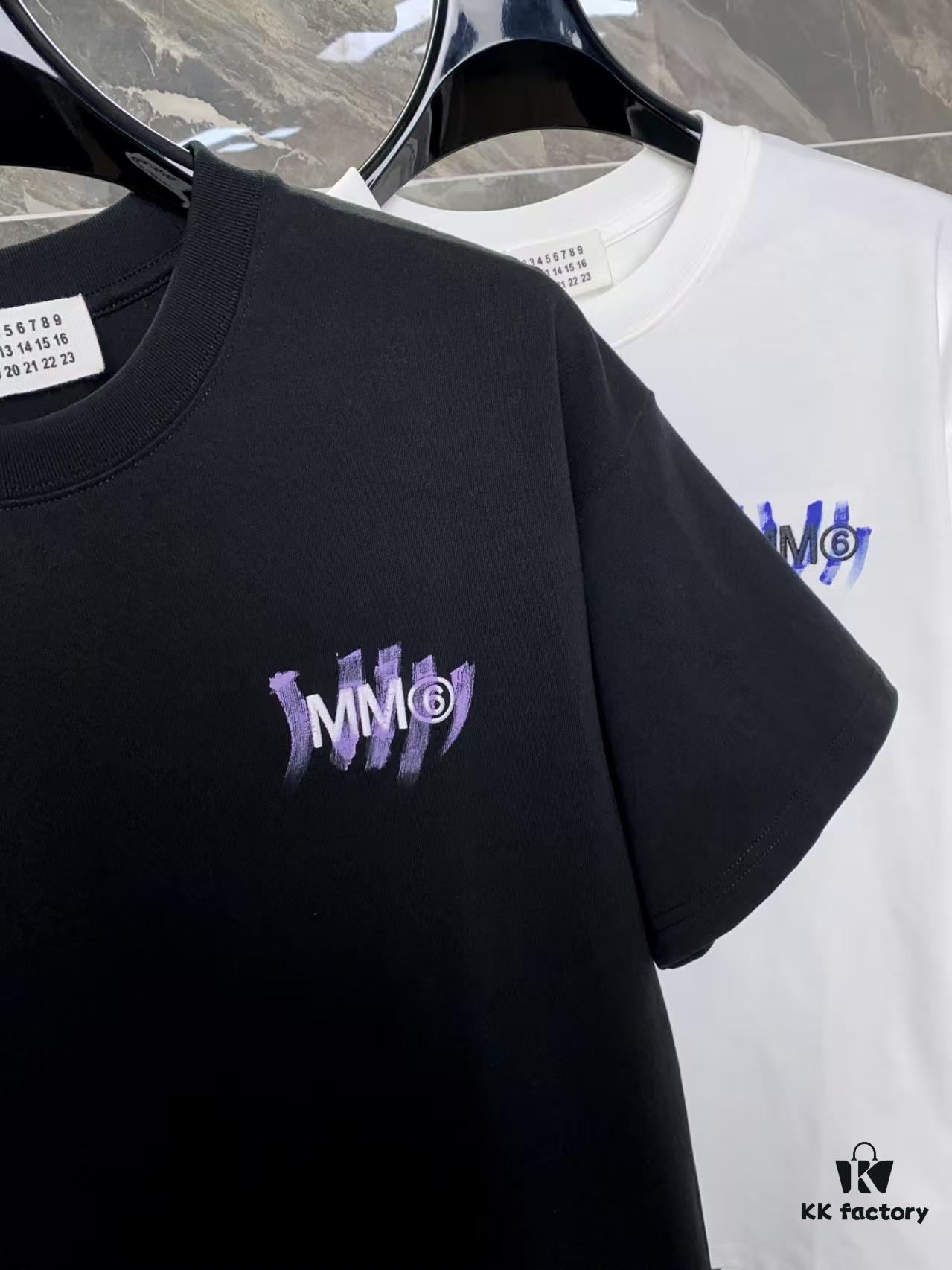 25ss Maison Margiela Hand-Painted Letter Embroidery T-Shirt, Inspired by 80s Retro Style, Premium 310g Dyed Fabric, Short Sleeve Unisex Tee