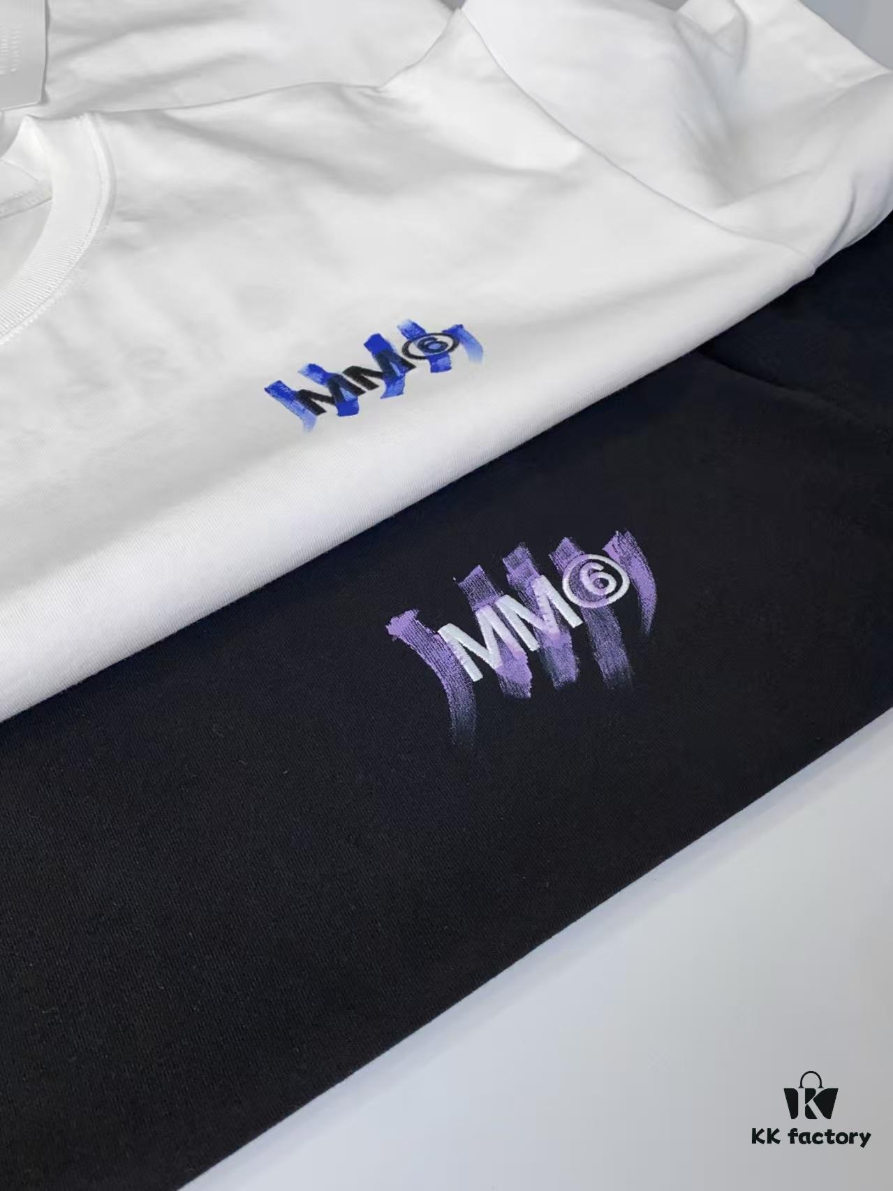 25ss Maison Margiela Hand-Painted Letter Embroidery T-Shirt, Inspired by 80s Retro Style, Premium 310g Dyed Fabric, Short Sleeve Unisex Tee