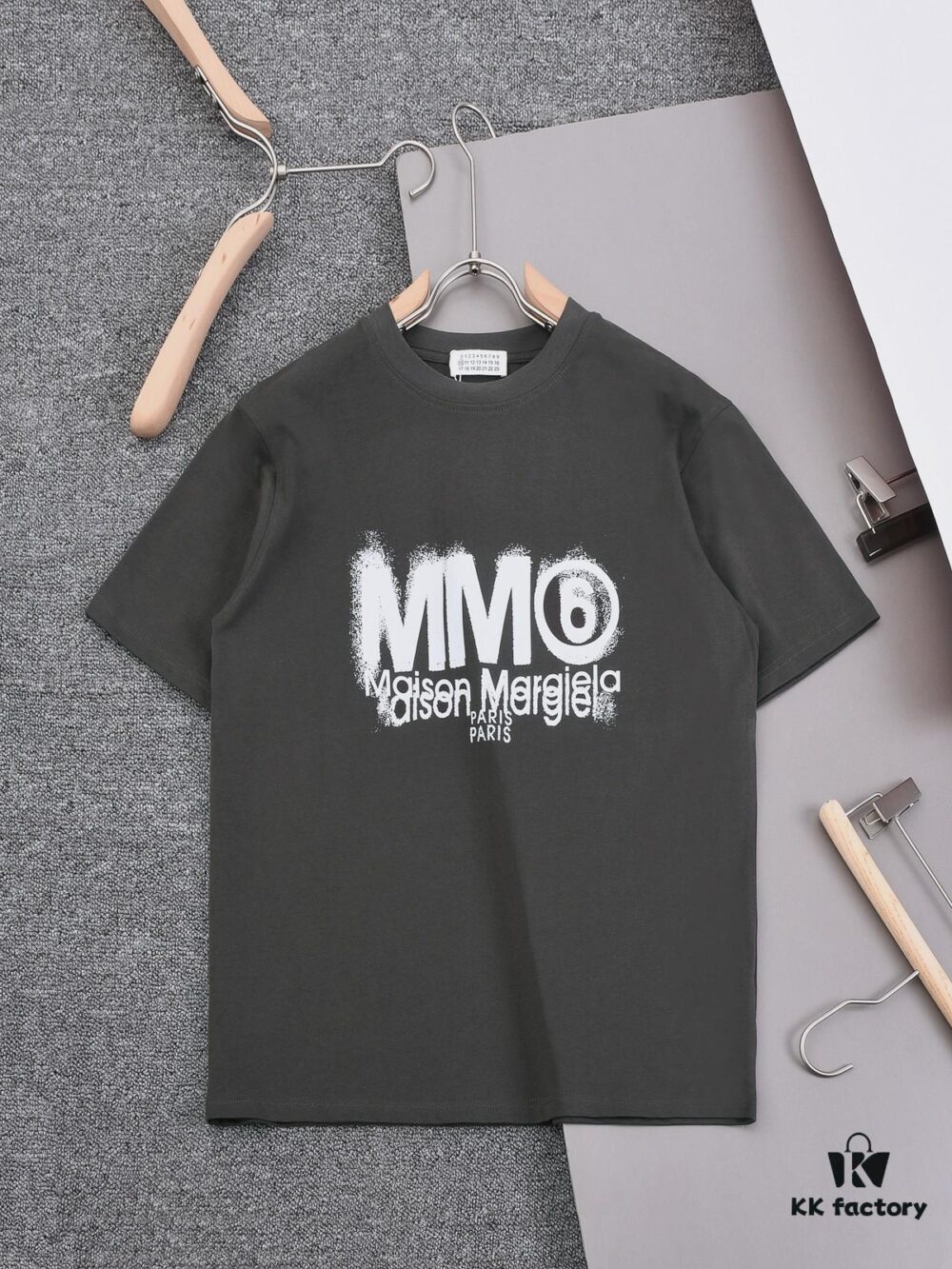 New Arrival 25S Maison Margiela Print T-Shirt, Premium Cotton Garment-Washed Fabric, Unisex Loose Fit Fashion Tee