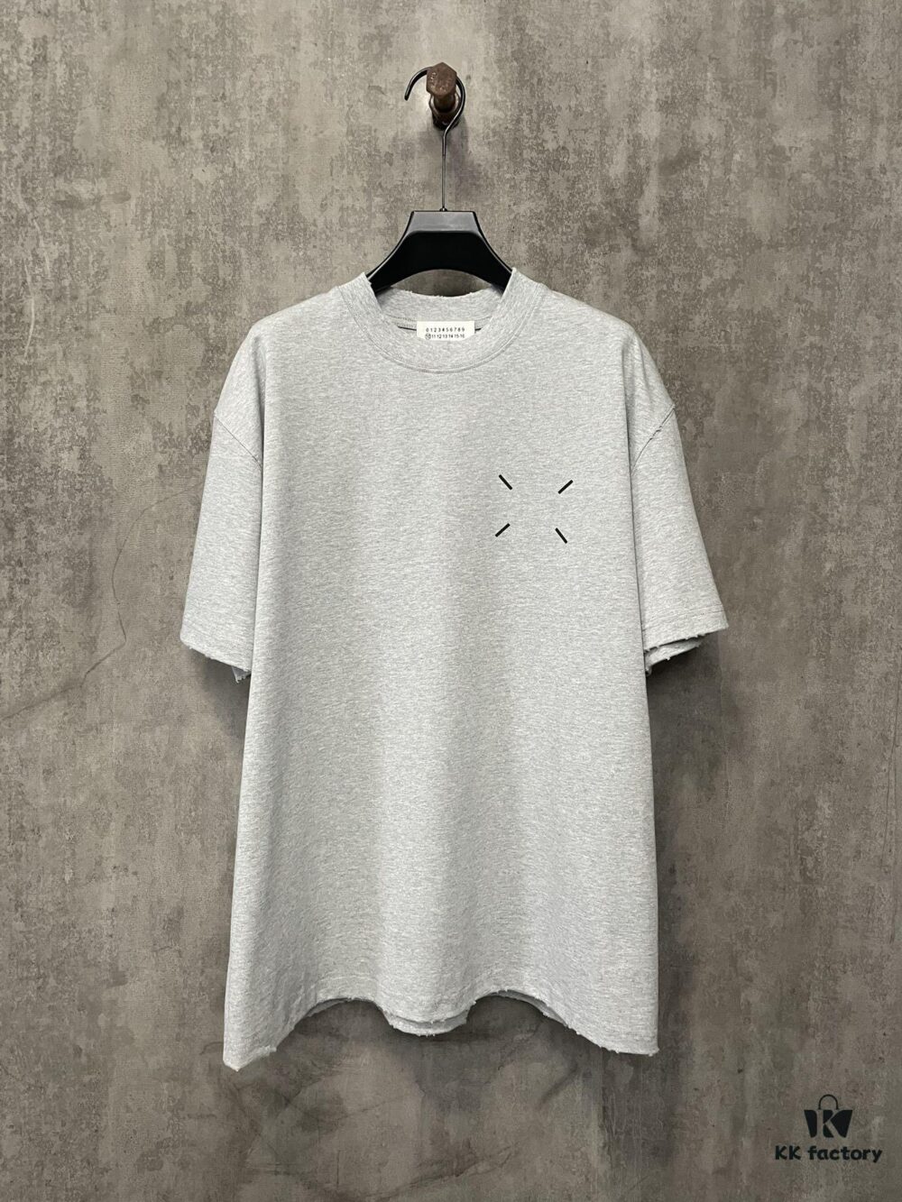 MM6 Maison Margiela 24SS Foam Logo Print Heavyweight Short Sleeve T-Shirt in 380g Cotton