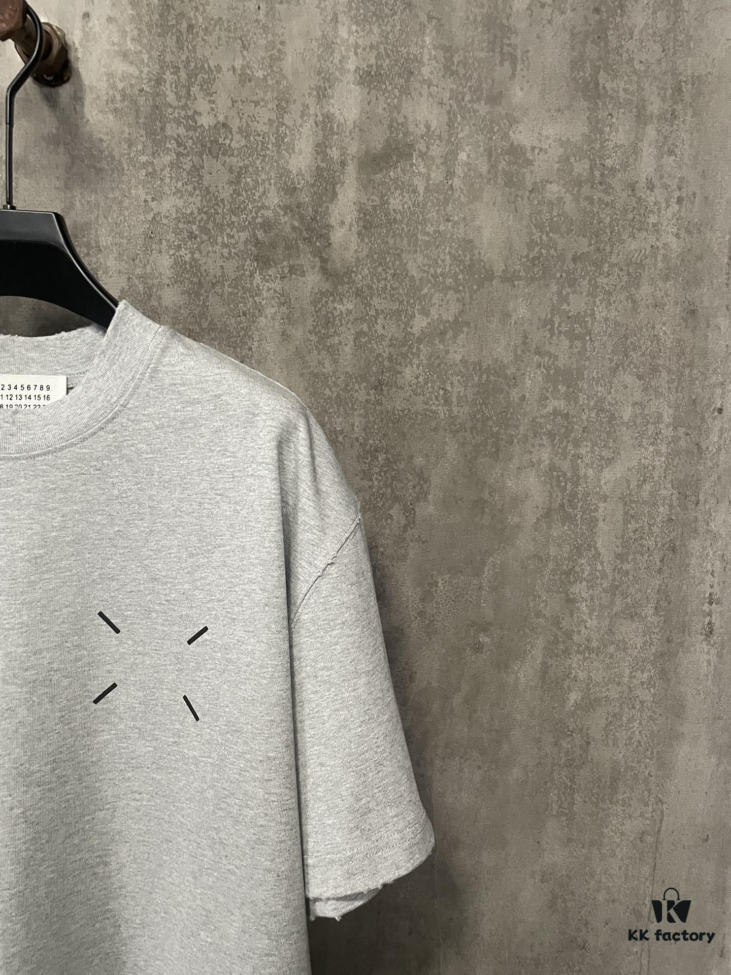 MM6 Maison Margiela 24SS Foam Logo Print Heavyweight Short Sleeve T-Shirt in 380g Cotton