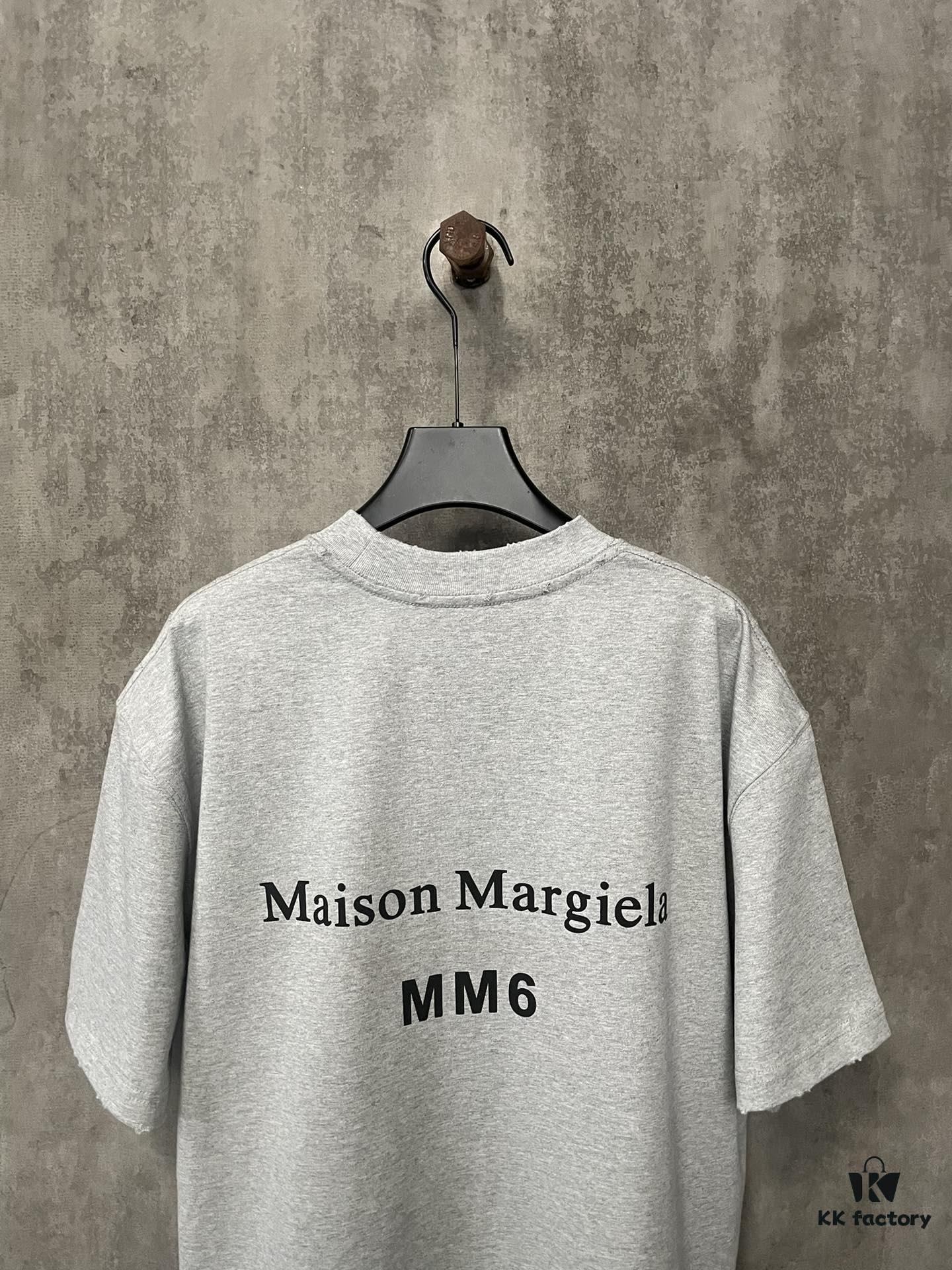 MM6 Maison Margiela 24SS Foam Logo Print Heavyweight Short Sleeve T-Shirt in 380g Cotton