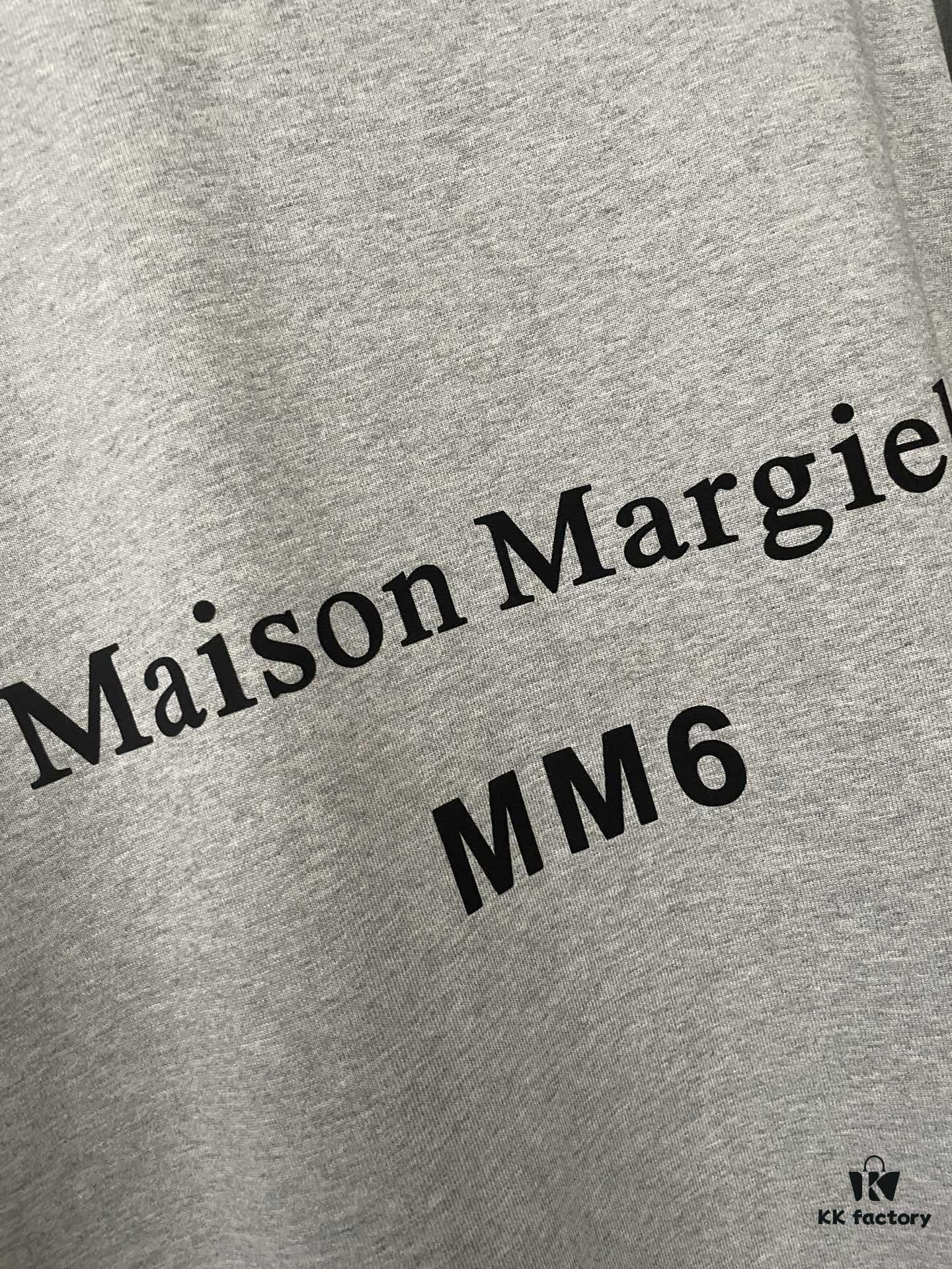 MM6 Maison Margiela 24SS Foam Logo Print Heavyweight Short Sleeve T-Shirt in 380g Cotton