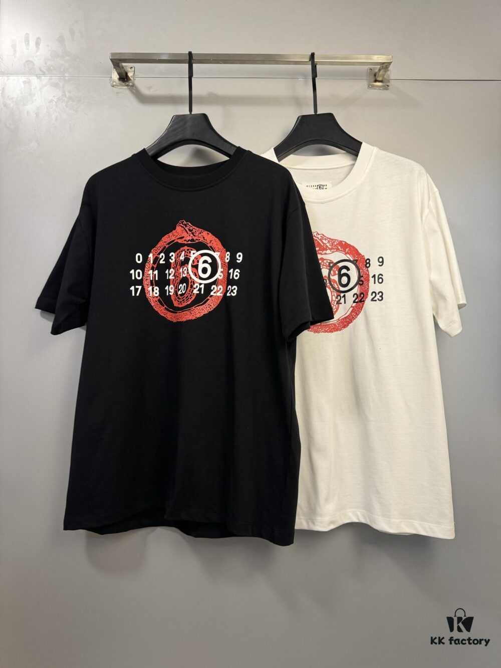 High Version Maison Margiela 2025 Year of the Snake Limited Edition Numeric Calendar Short Sleeve T-Shirt