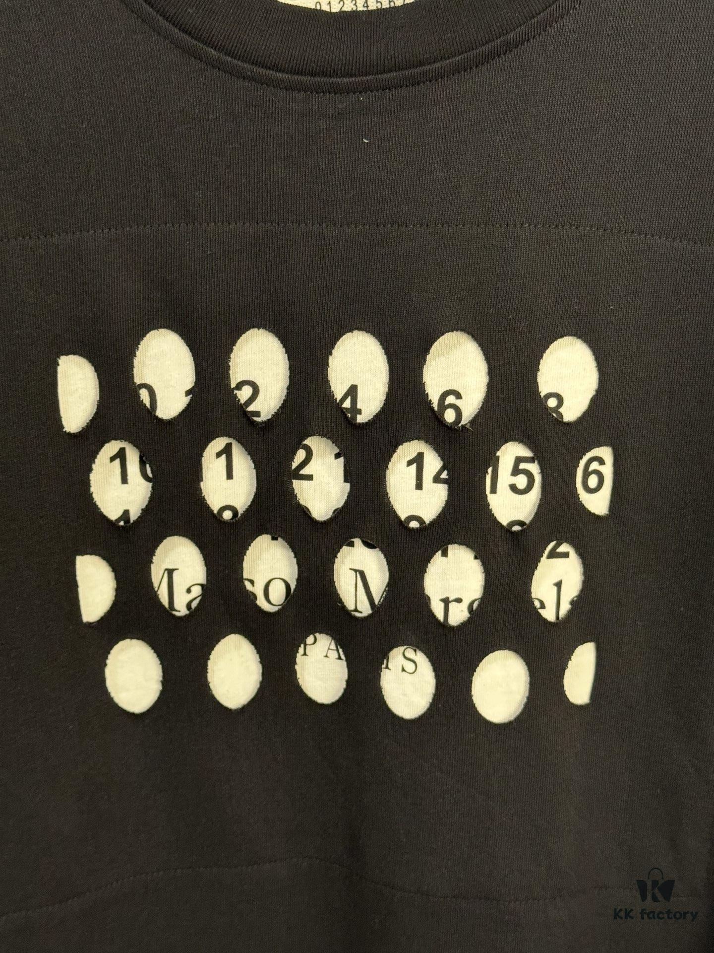 High-End Maison Margiela Cut-Out Short Sleeve T-Shirt