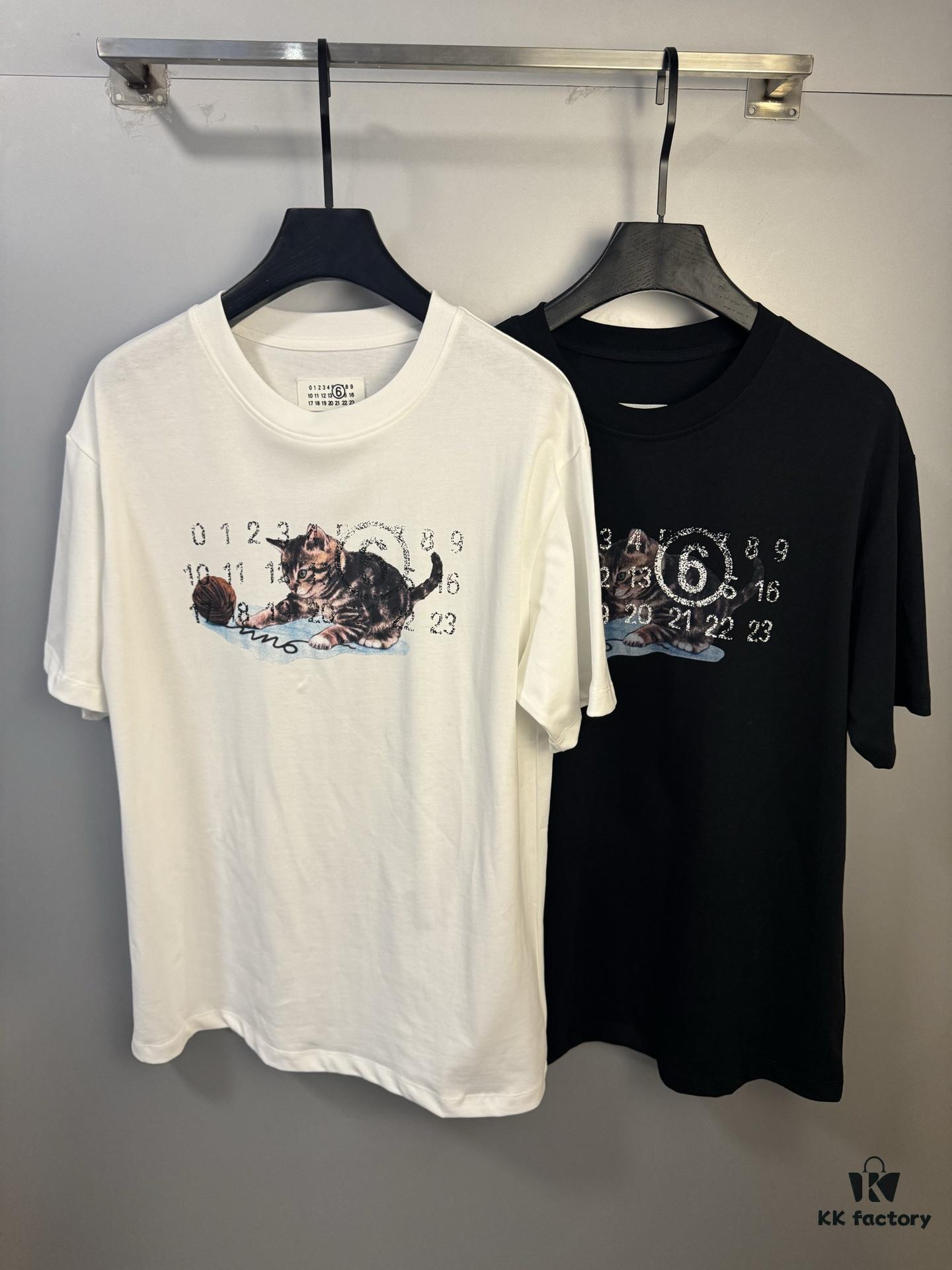 High-End Version Maison Margiela 2024 Cat Playing Ball Numeric Short Sleeve T-Shirt