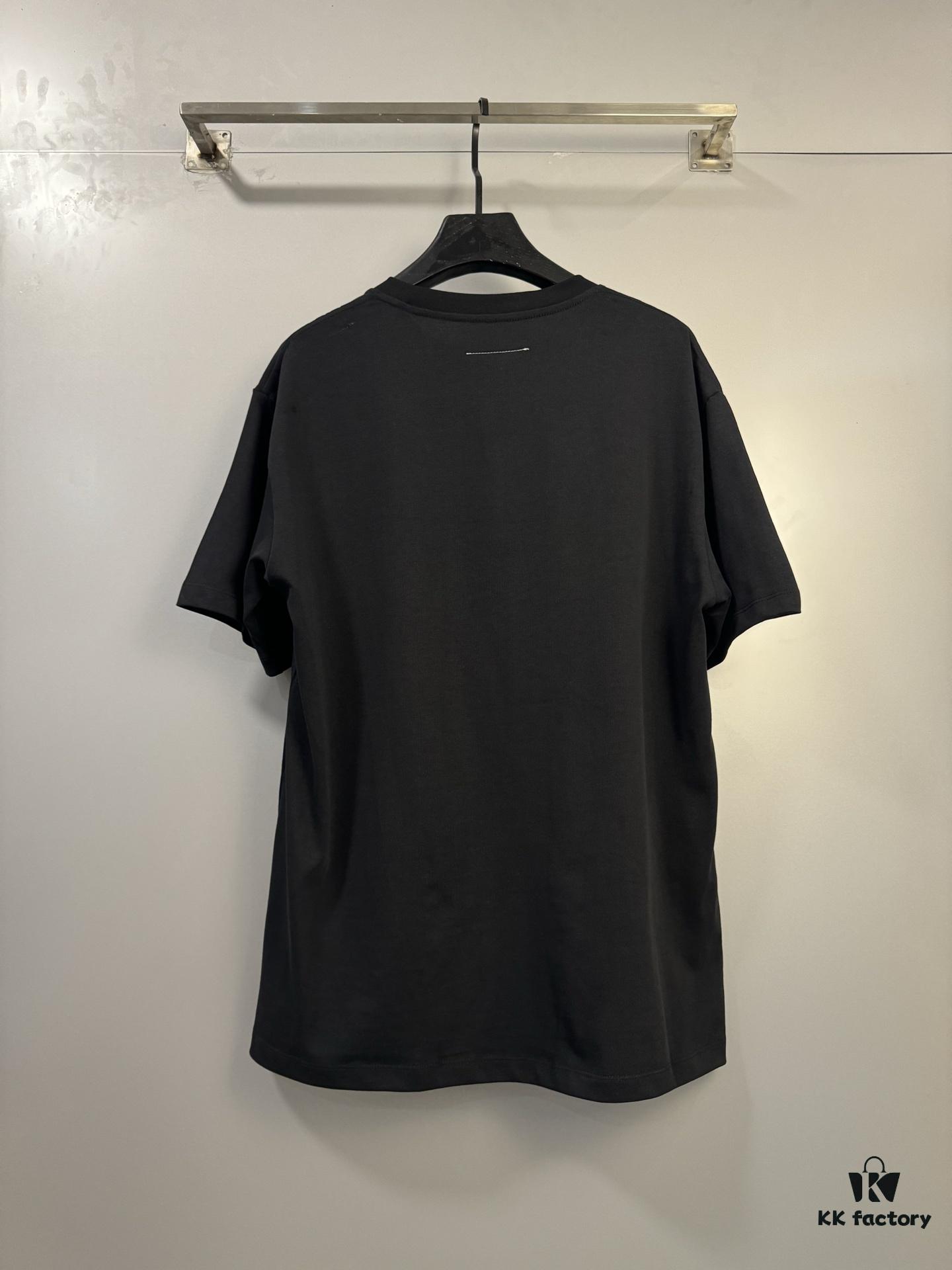 High-End Maison Margiela 24FW Cursive Letter Patchwork Short Sleeve T-Shirt
