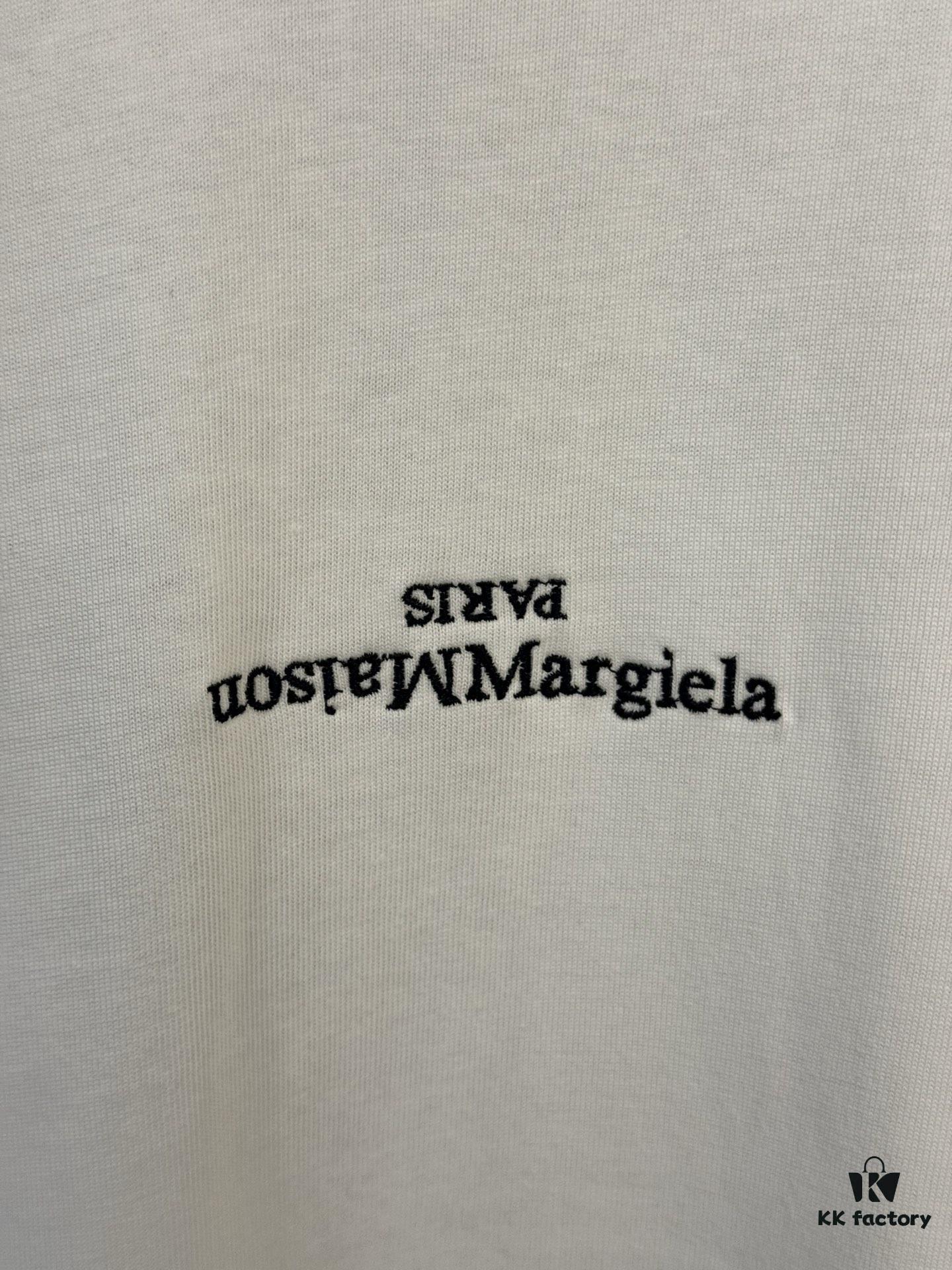 High-End Maison Margiela 2024 Inverted Logo Embroidered Short-Sleeve T-Shirt
