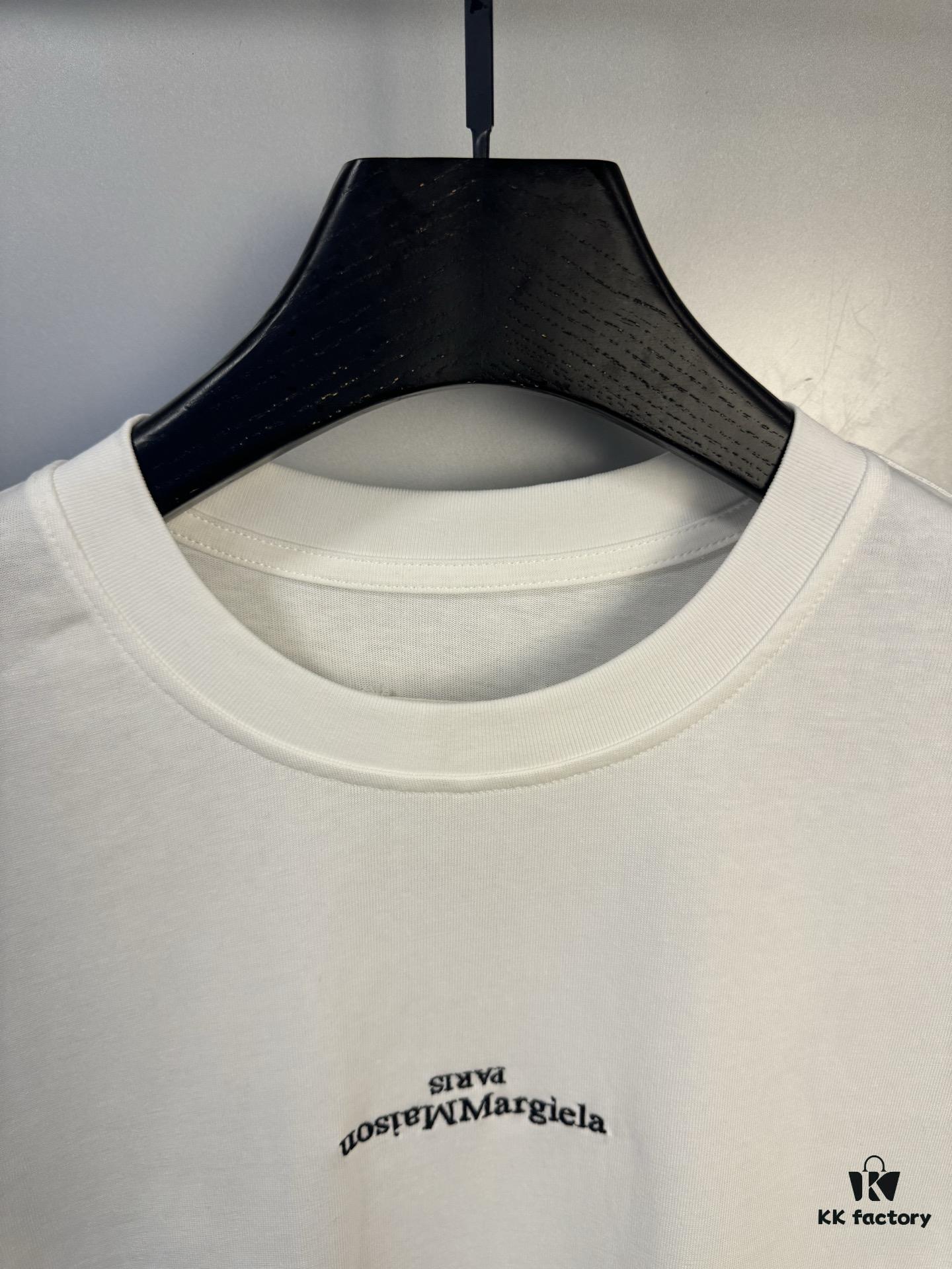 High-End Maison Margiela 2024 Inverted Logo Embroidered Short-Sleeve T-Shirt