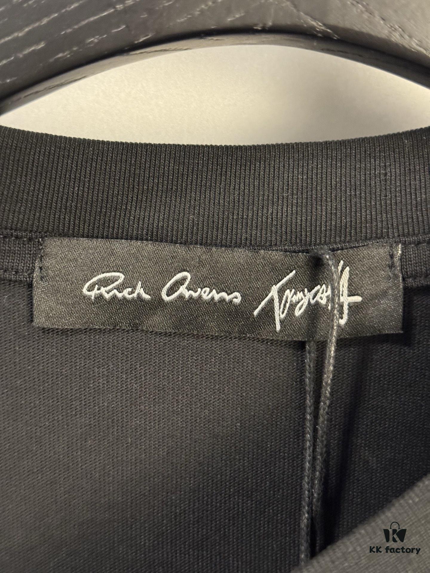 High-End Maison Margiela 2025 Year of the Snake Limited Edition Cracked Letter Number Short Sleeve T-Shirt