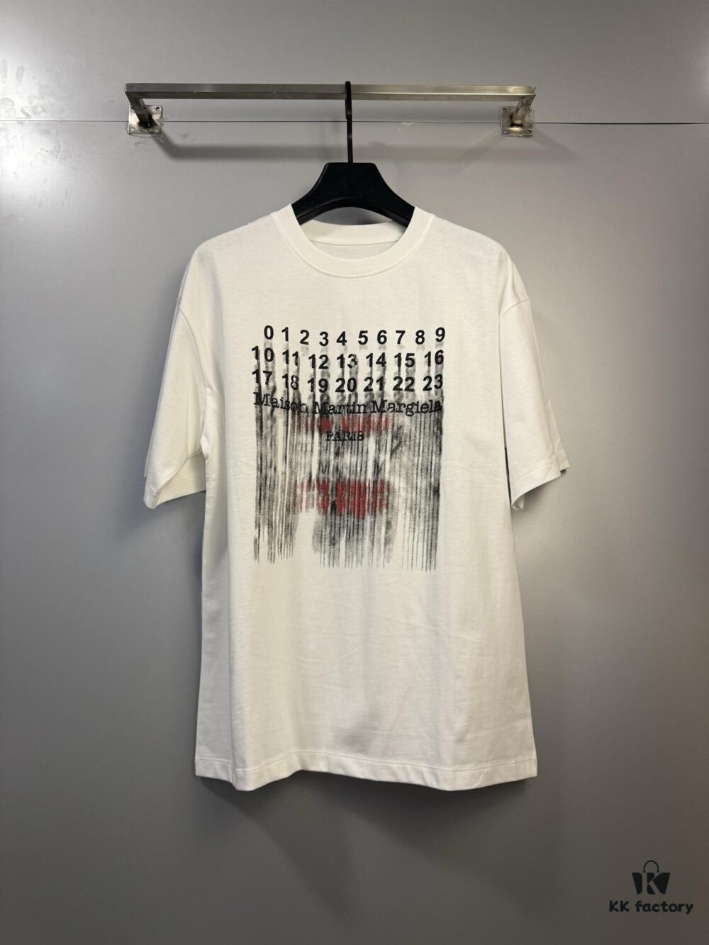 High-Version Maison Margiela x New Vogue Collaborative Short-Sleeve T-Shirt