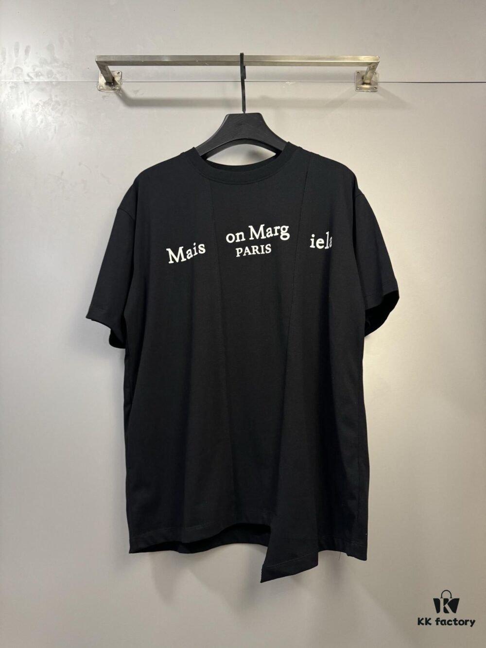 High-End Maison Margiela 2024 Irregular Patchwork Letter Short-Sleeve T-Shirt