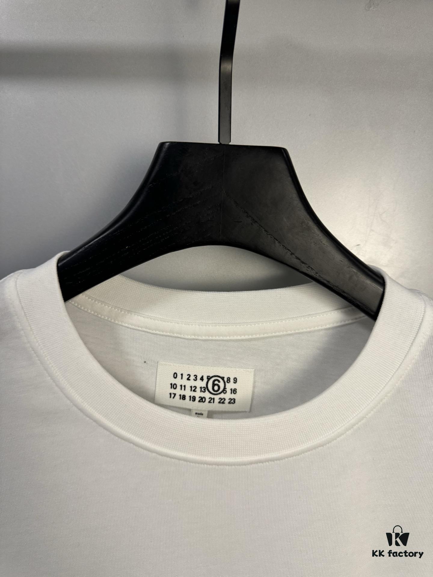 High-End Maison Margiela Embroidered Chest and Back Calendar Loop 6 Short Sleeve T-Shirt