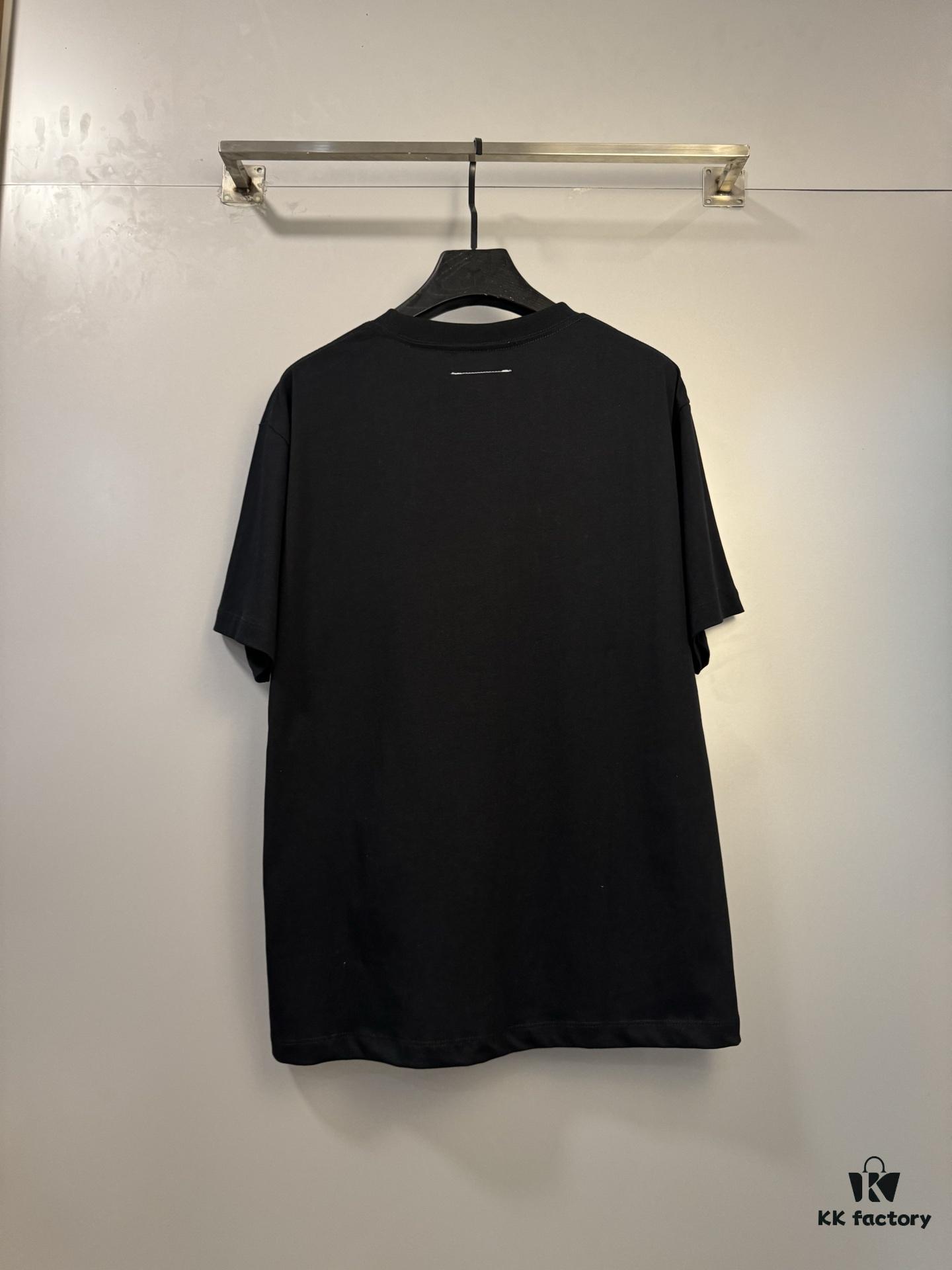 High-End Maison Margiela Embroidered Chest and Back Calendar Loop 6 Short Sleeve T-Shirt