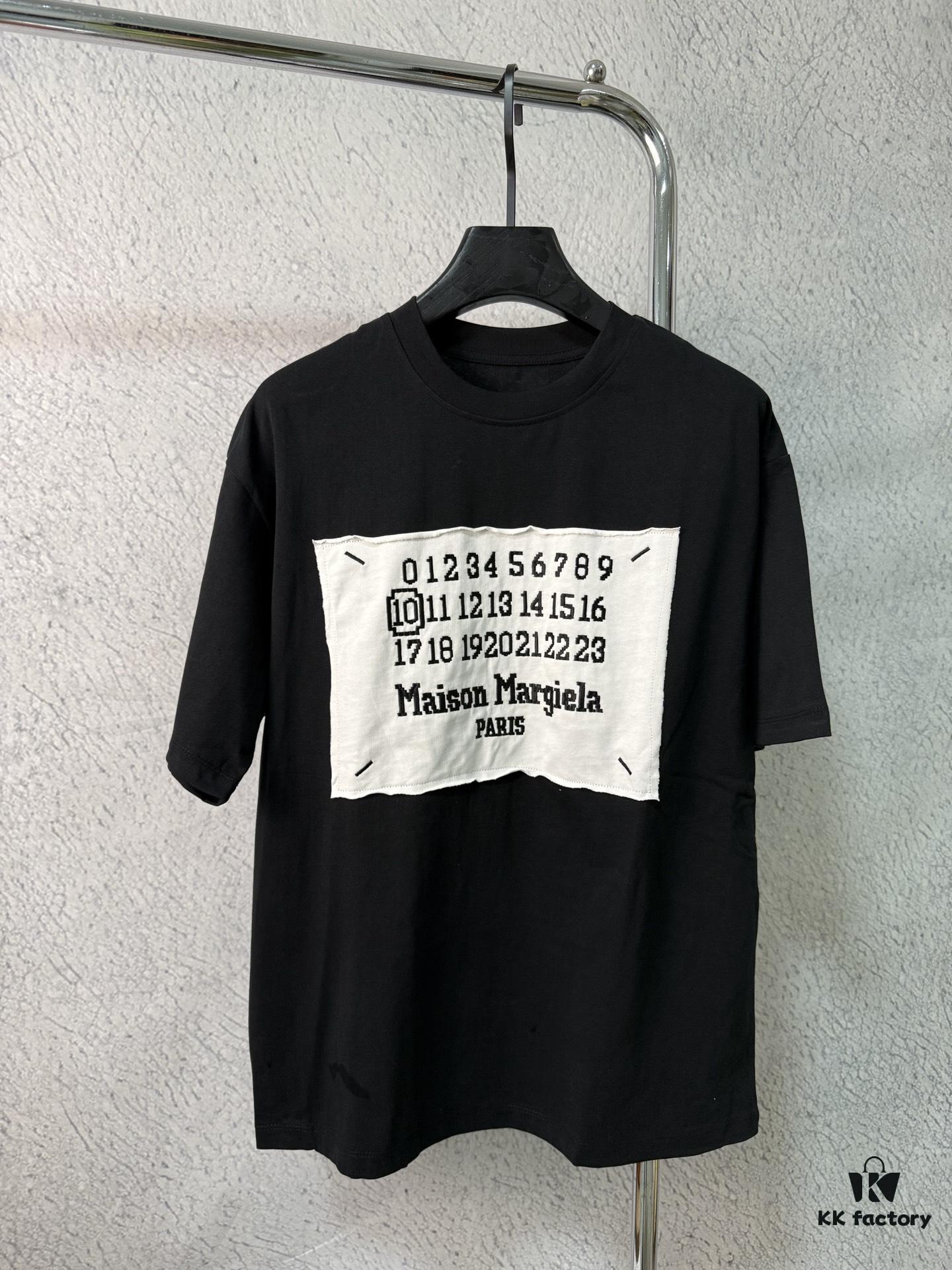 High-End Maison Margiela 2024 Embroidered Number Patch Calendar Short Sleeve T-Shirt