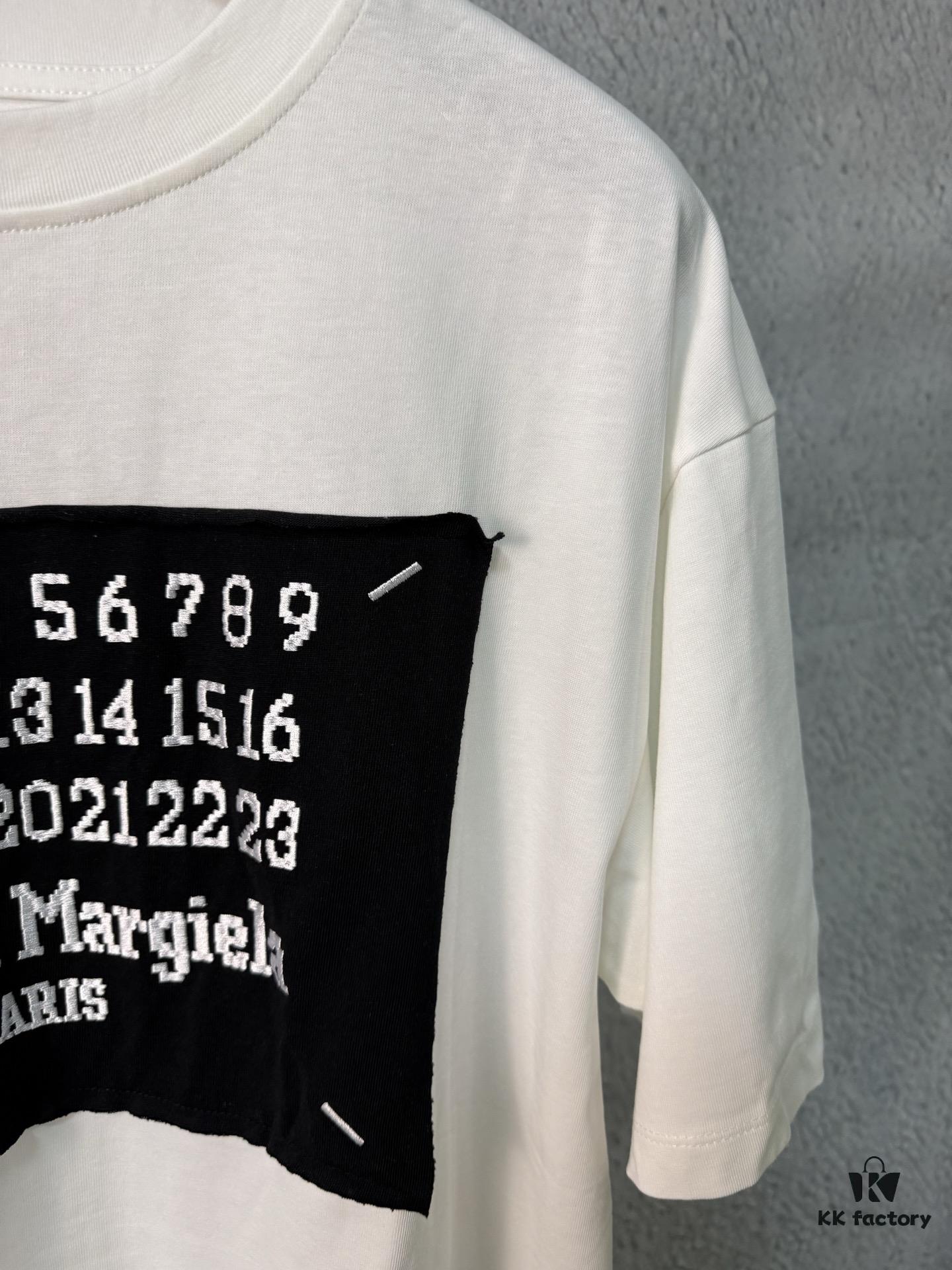 High-End Version Maison Margiela 2024 Appliquéd Number Calendar Embroidered Short Sleeve T-Shirt
