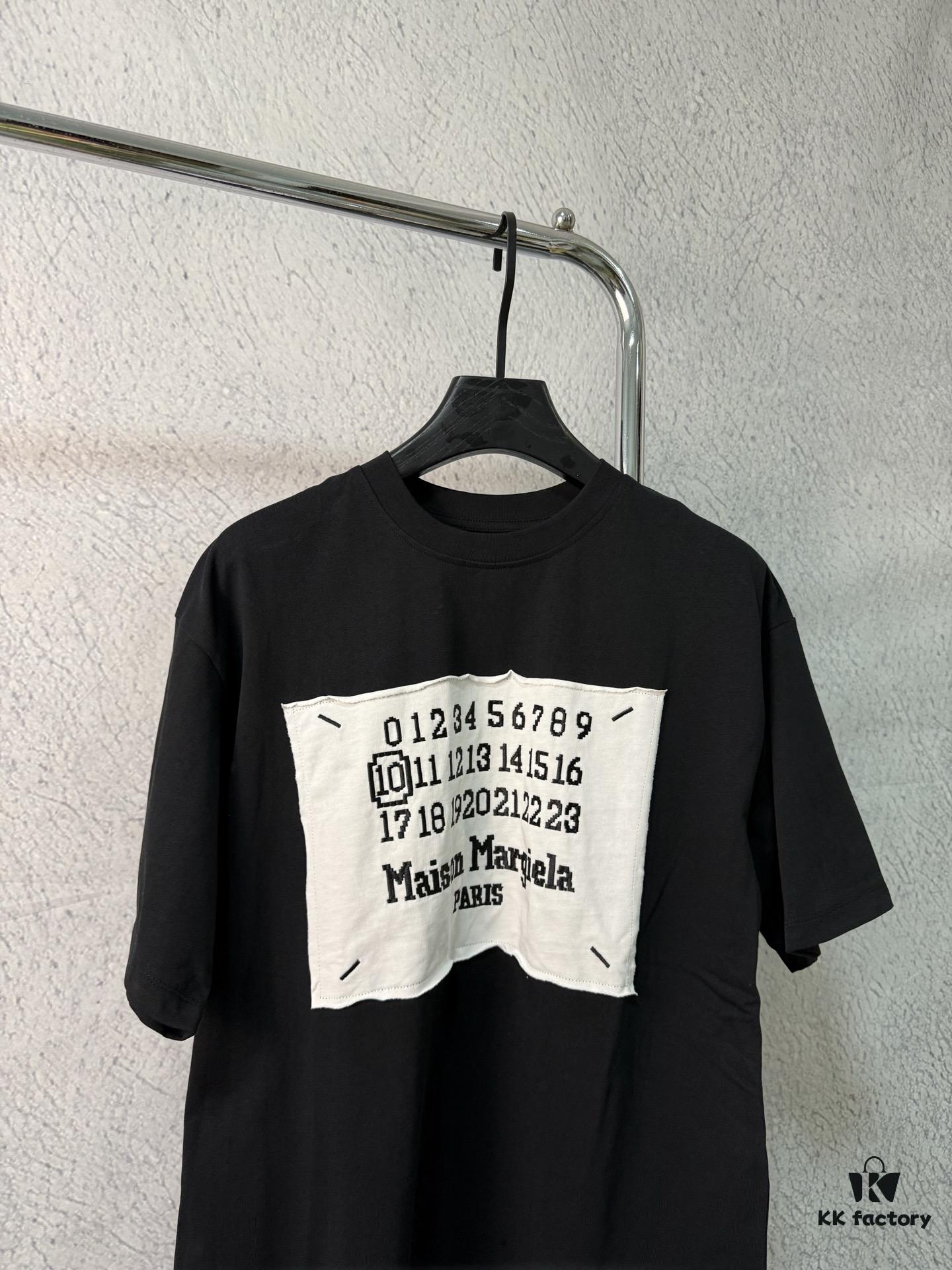 High-Version Maison Margiela 24 Digital Patch Calendar Embroidered Short Sleeve T-Shirt