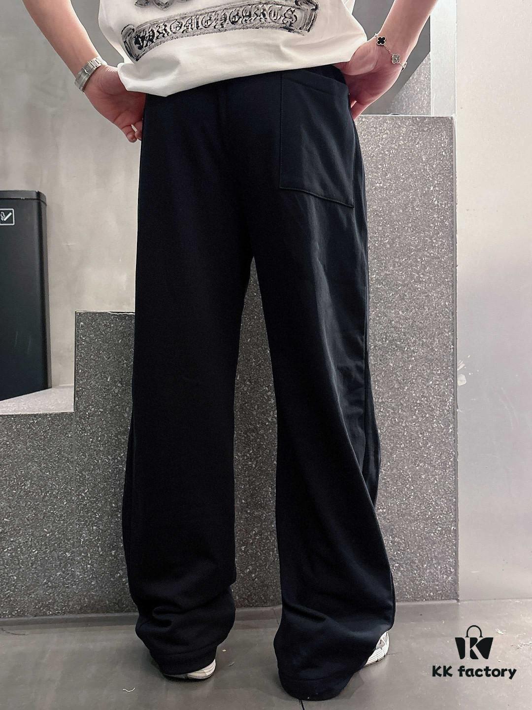 New Maison Margiela 2025 Spring/Summer New Arrival Casual Pants! Brand Classic Logo Casual Trousers, Custom Fabric, Excellent Comfort, Highly Recognizable Texture and Premium Craftsmanship