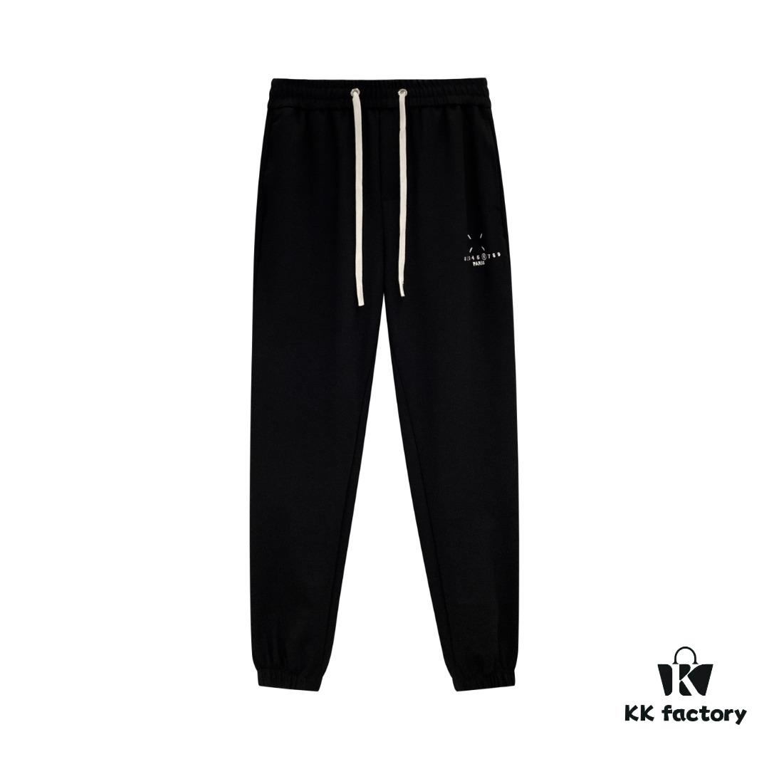 Maison Margiela 24FW Spring and Autumn New Classic Number Logo Pocket Four-Point Embroidered Cuffed Casual Pants Unisex