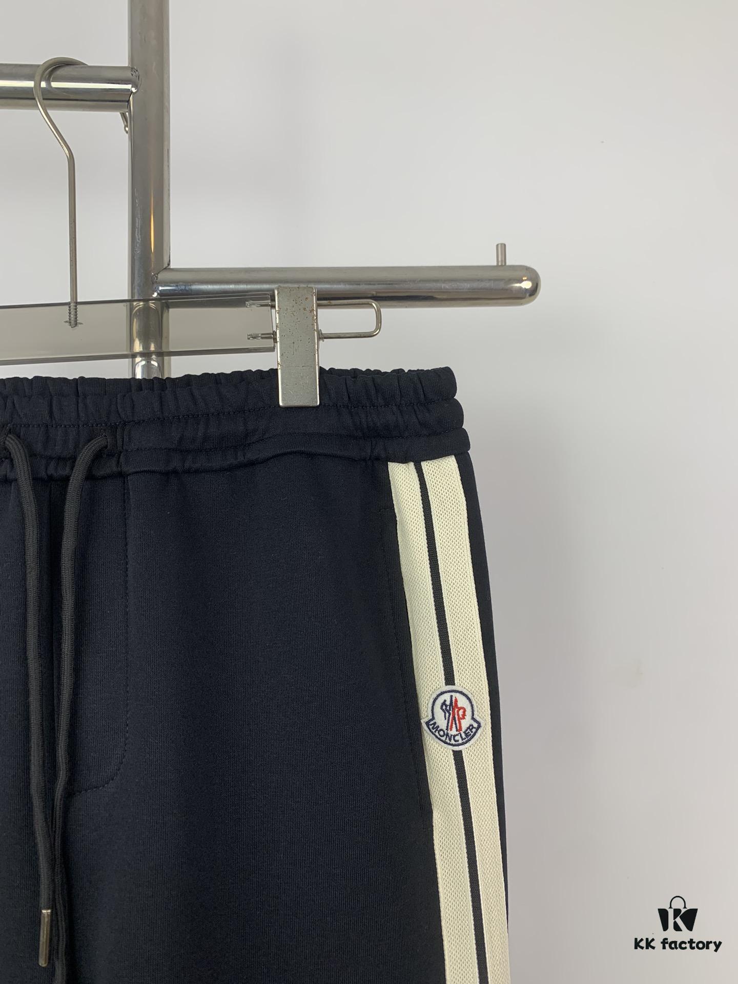 New Arrival Moncler Logo-Strip Offset Drawstring Straight Leg Pants, Heavyweight 450g Double-Yarn Composite Fabric Sweatpants