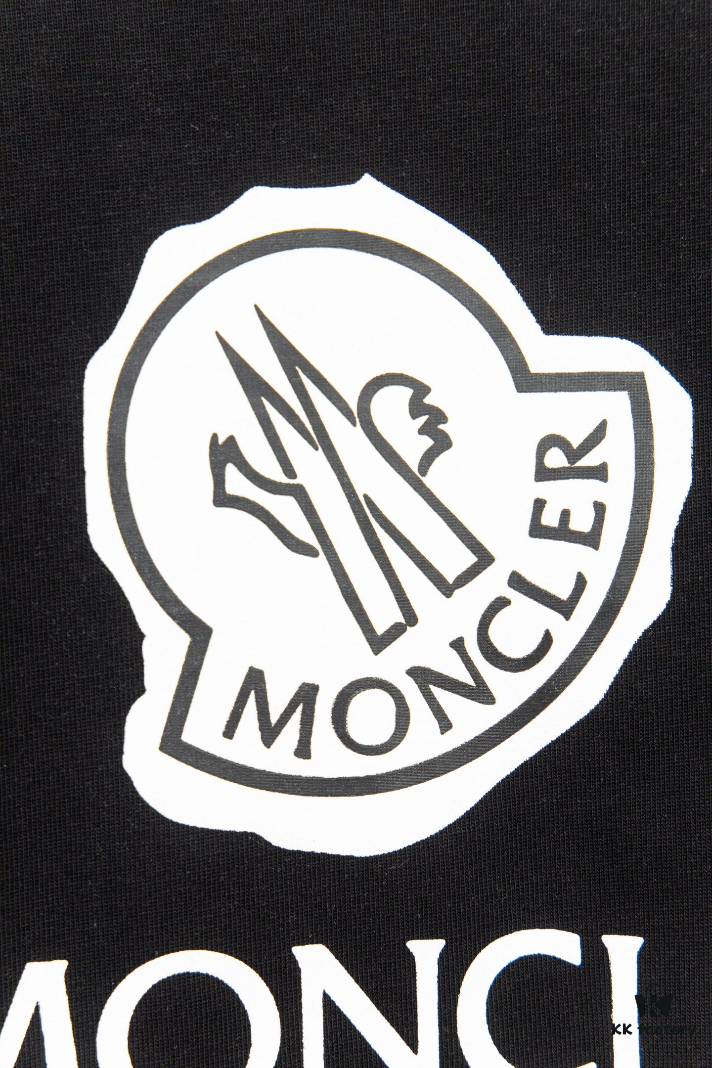 Moncler Minimalist Letter Small Logo Print Short Sleeve T-Shirt