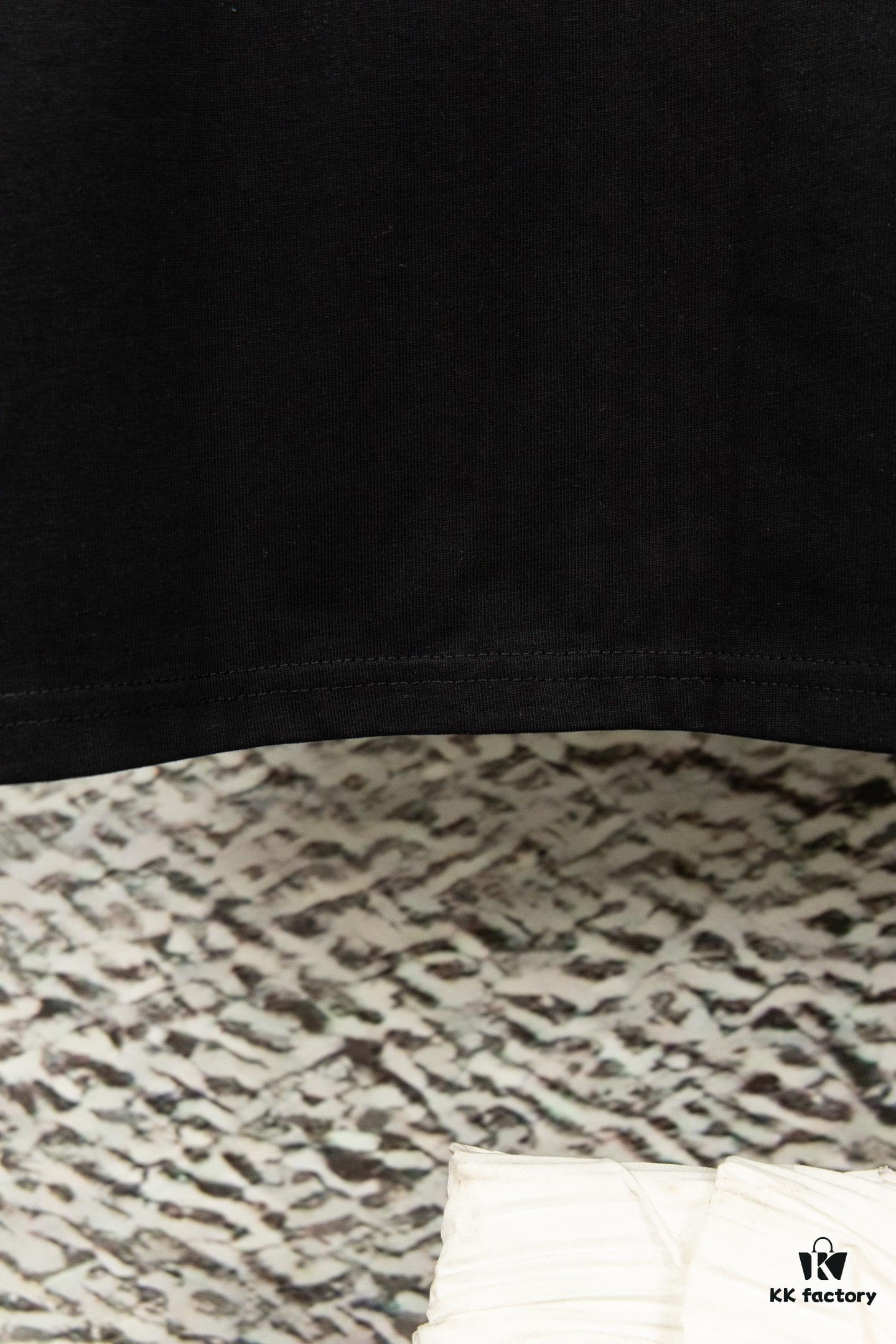 Moncler Minimalist Letter Small Logo Print Short Sleeve T-Shirt