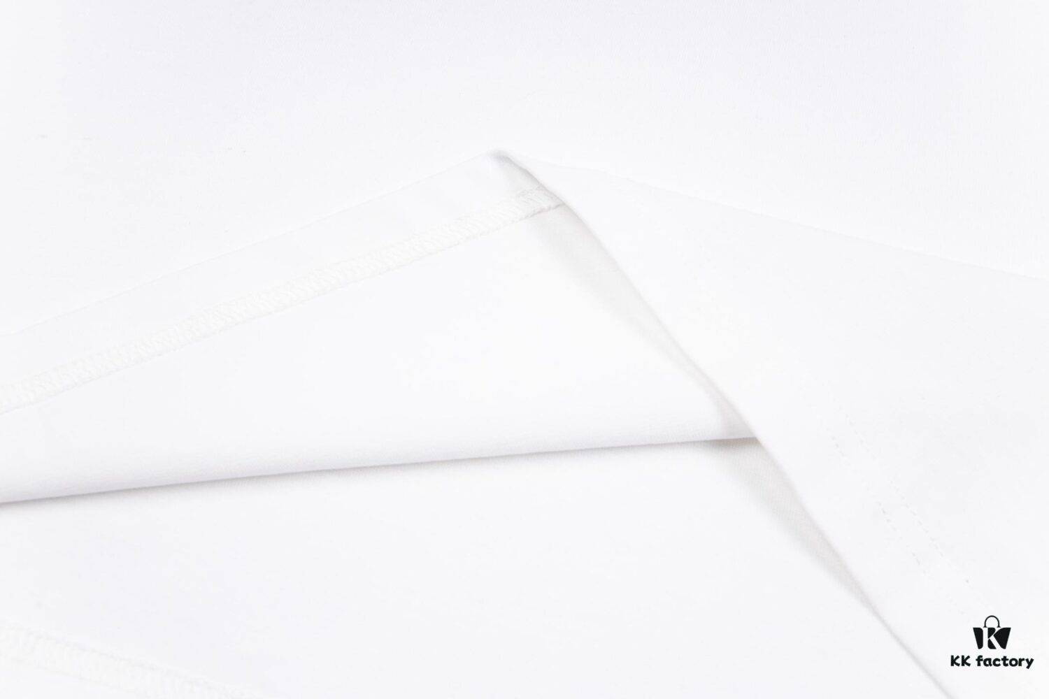 Moncler Minimalist Letter Logo Print Short Sleeve T-Shirt