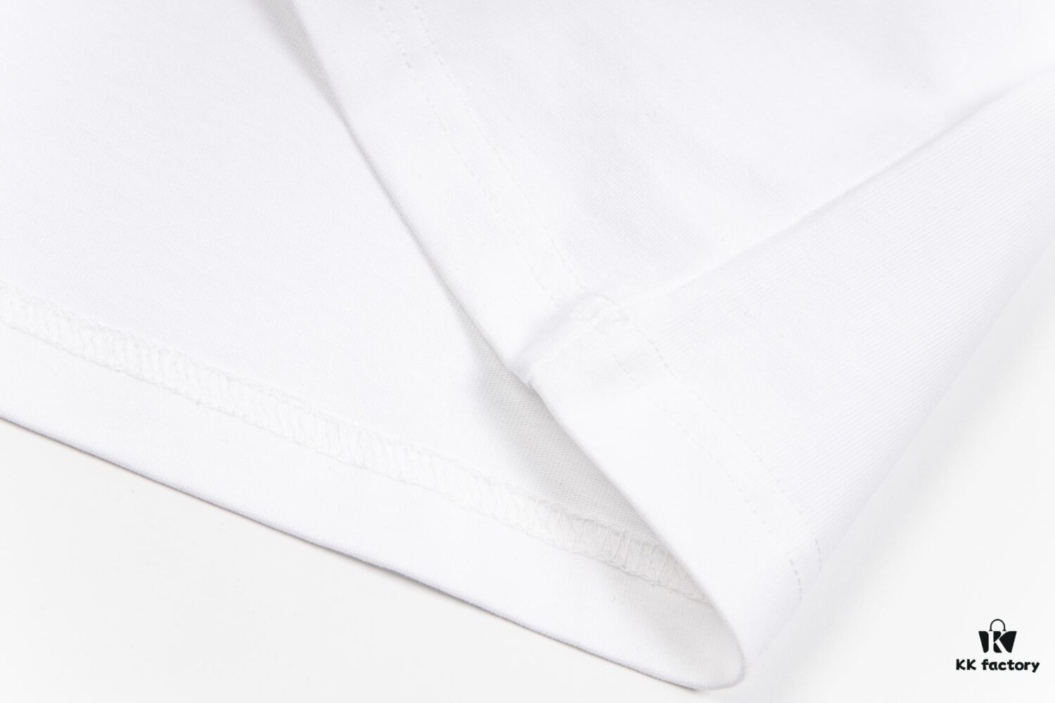 Moncler Minimalist Letter Logo Print Short Sleeve T-Shirt