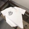 Moncler 25SS Summer New Round Neck Short Sleeve T-Shirt! 270g Heavyweight Premium Pure Cotton Fabric with Perfect Hand Feel and Texture! Slim Fit Tailored Design, Clean and Sharp! Stylish and Attractive! Exquisitely Stitched! Excellent Silhouette! Highly Breathable! Suitable for All Age Groups, an Essential Wardrobe Staple for Men.