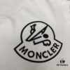 Moncler 25SS Summer New Round Neck Short Sleeve T-Shirt! 270g Heavyweight Premium Pure Cotton Fabric with Perfect Hand Feel and Texture! Slim Fit Tailored Design, Clean and Sharp! Stylish and Attractive! Exquisitely Stitched! Excellent Silhouette! Highly Breathable! Suitable for All Age Groups, an Essential Wardrobe Staple for Men.