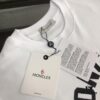 Moncler 25SS Summer New Arrival Round Neck Short-Sleeve T-Shirt! 270g Heavyweight Premium Cotton Fabric with Perfect Texture and Feel, Slim Fit Tailoring Design Clean and Sharp, Exquisite Stitching, Excellent Silhouette, Highly Breathable, Stylish and Versatile for All Ages – Essential Wardrobe Staple for Men