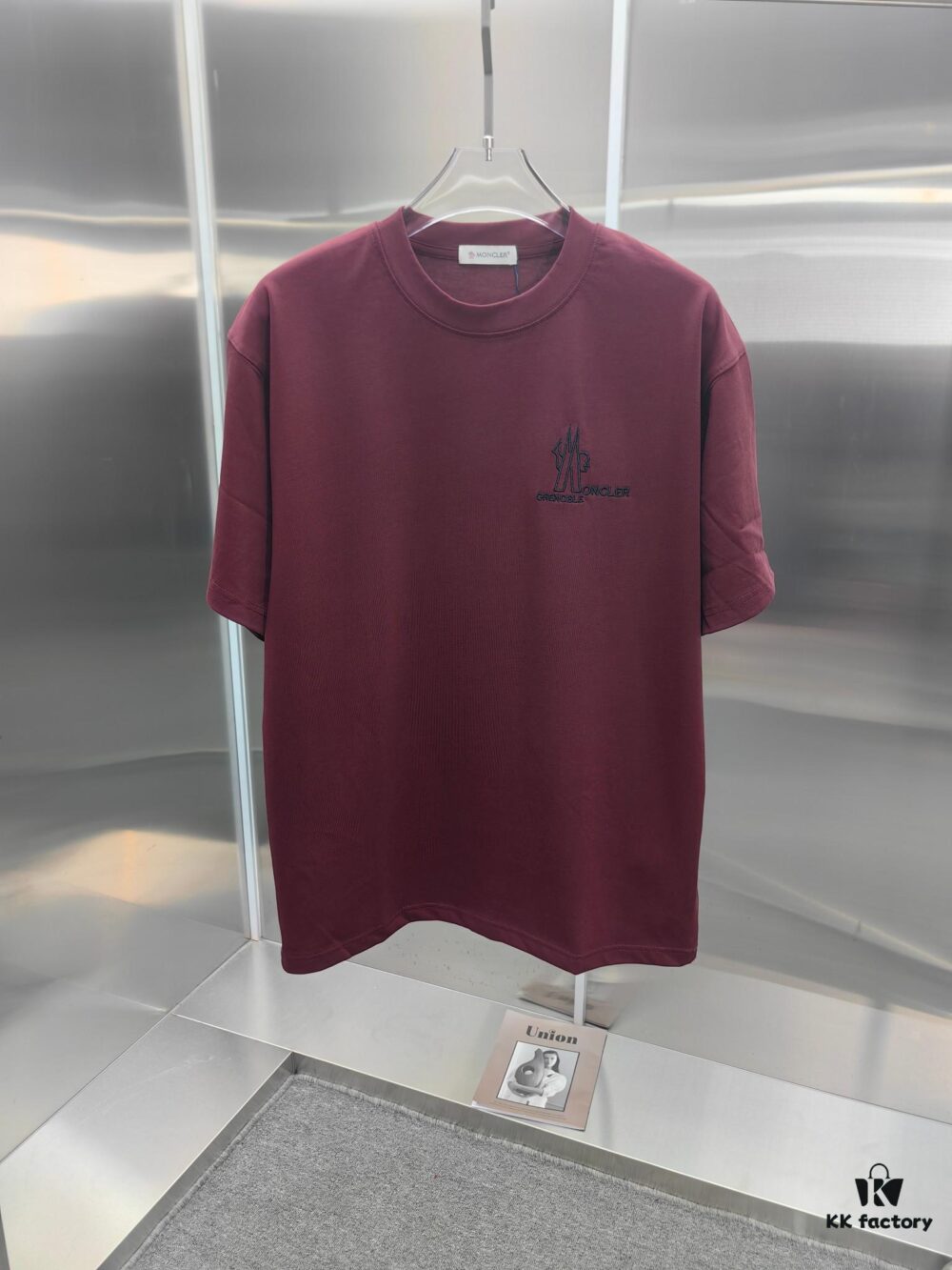 Mon*cle MO*cler (Embroidered Top Version, Different from Standard Stock) Short Sleeve T-Shirt